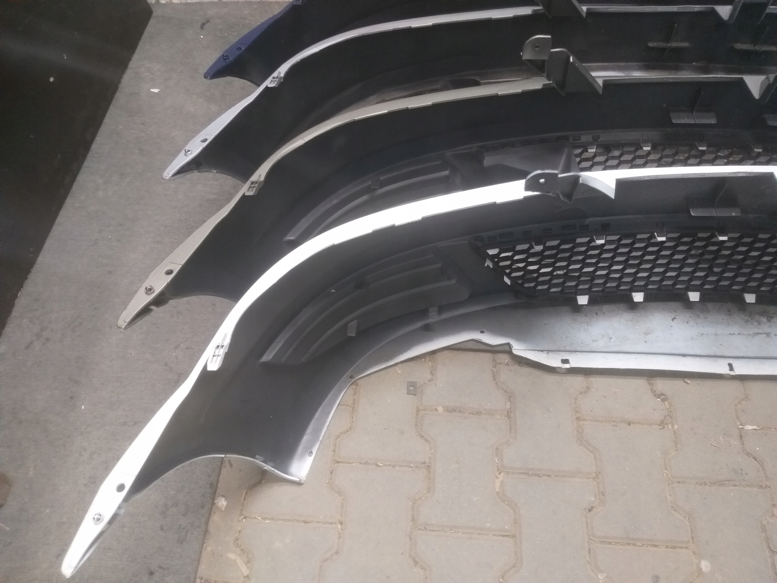 bumper front DACIA LOGAN LIFT 08