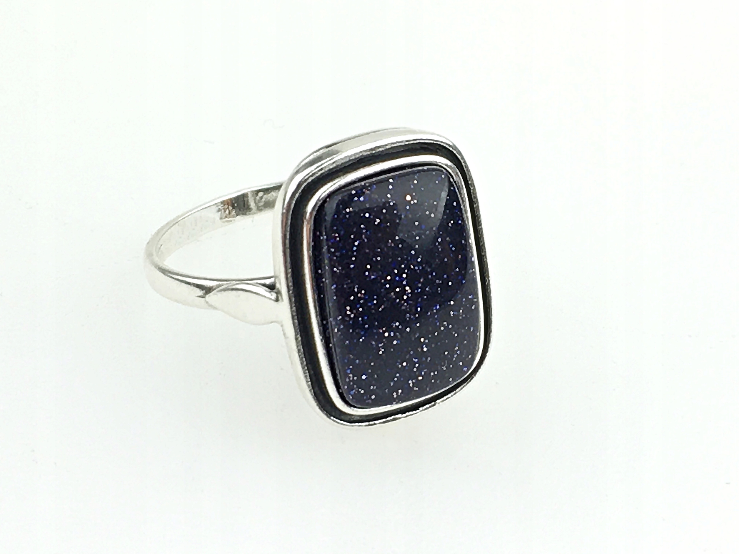 

srebrny pierścionek noc kairu pr.925 roz.17