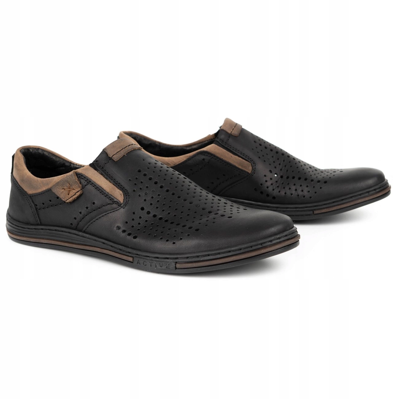 Pánské kožené letní nazouvací boty Polské 401L černé 44