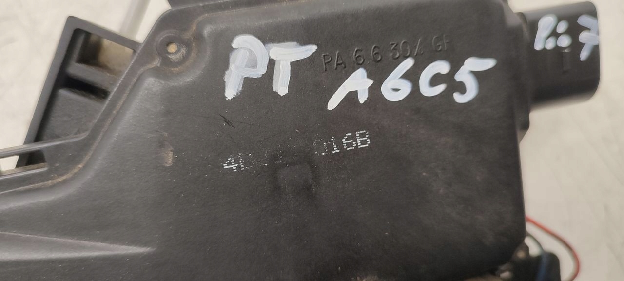 lock rear part rear right Audi A6 C5 2,5 TDI sedan