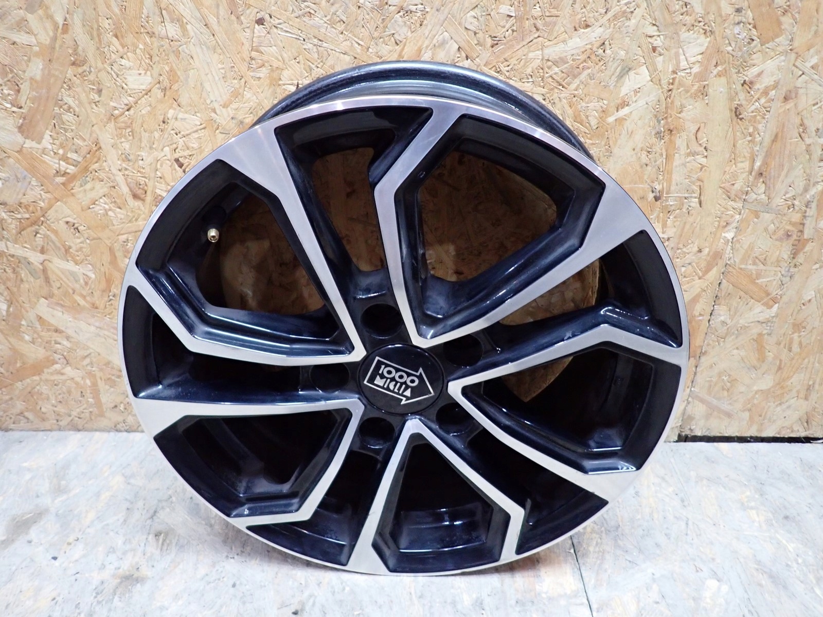 CERCHIO di alluminio ALLCATEC 16 6,5J 5x114.3 ET 40