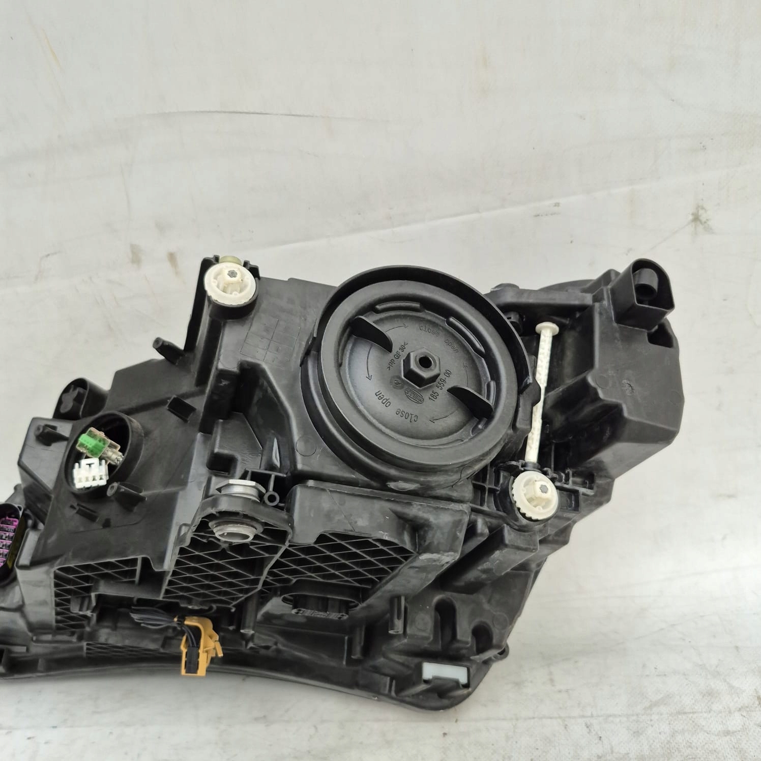 SKODA SUPERB III 3 3V 15- light right front front BI-XENON 3V1941018B