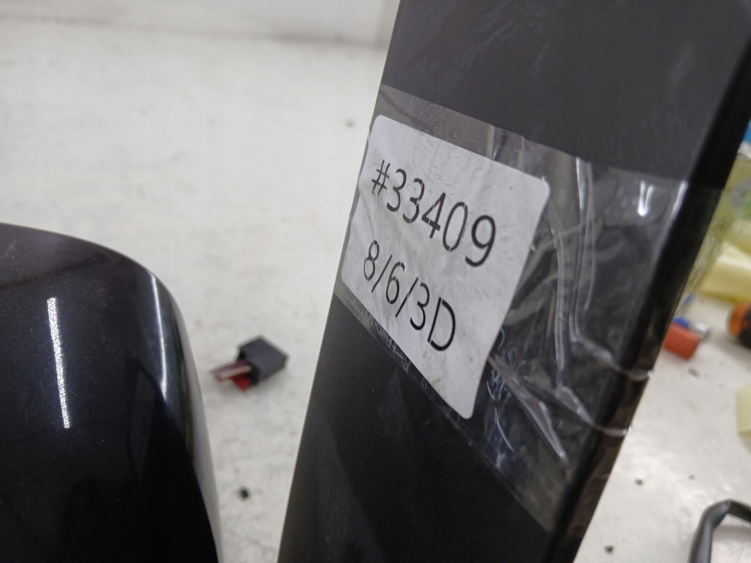 VW TOURAN and LIFT mirror right 8 PIN LC9X