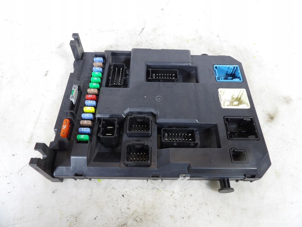 CITROEN C 3 II Module BSI 9666952180