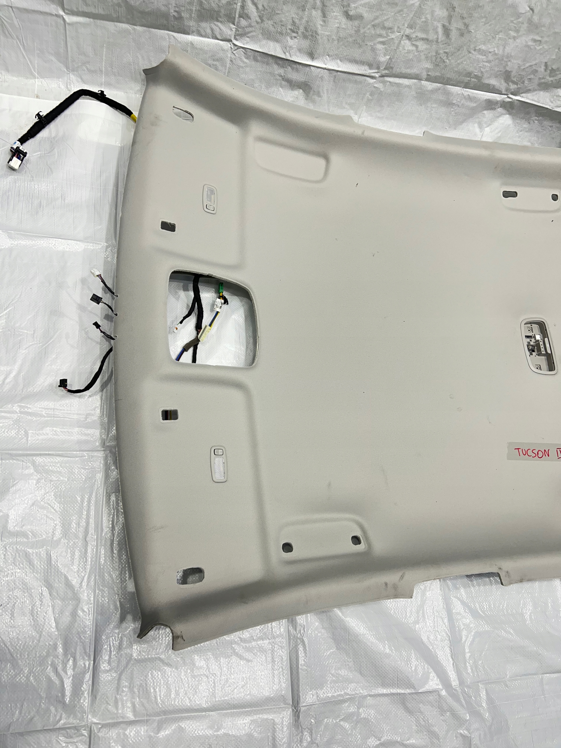 HYUNDAI TUCSON IV PODSUFITKA Producent części Hyundai OE