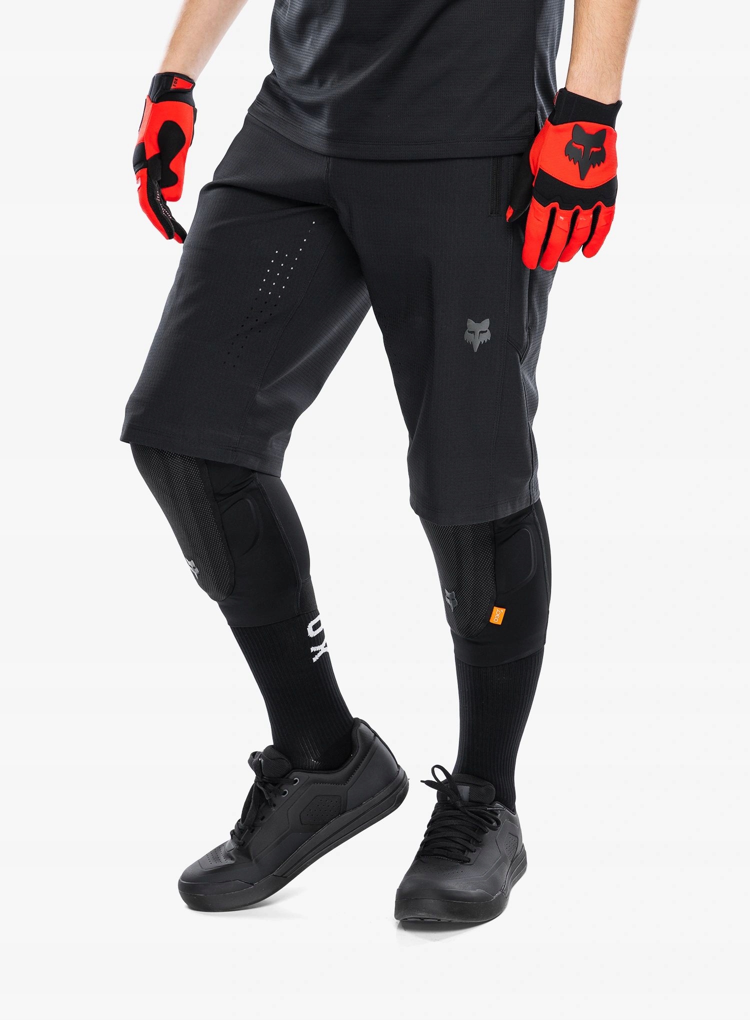 Cyklistické šortky Fox Defend Short černá 38 (XL)