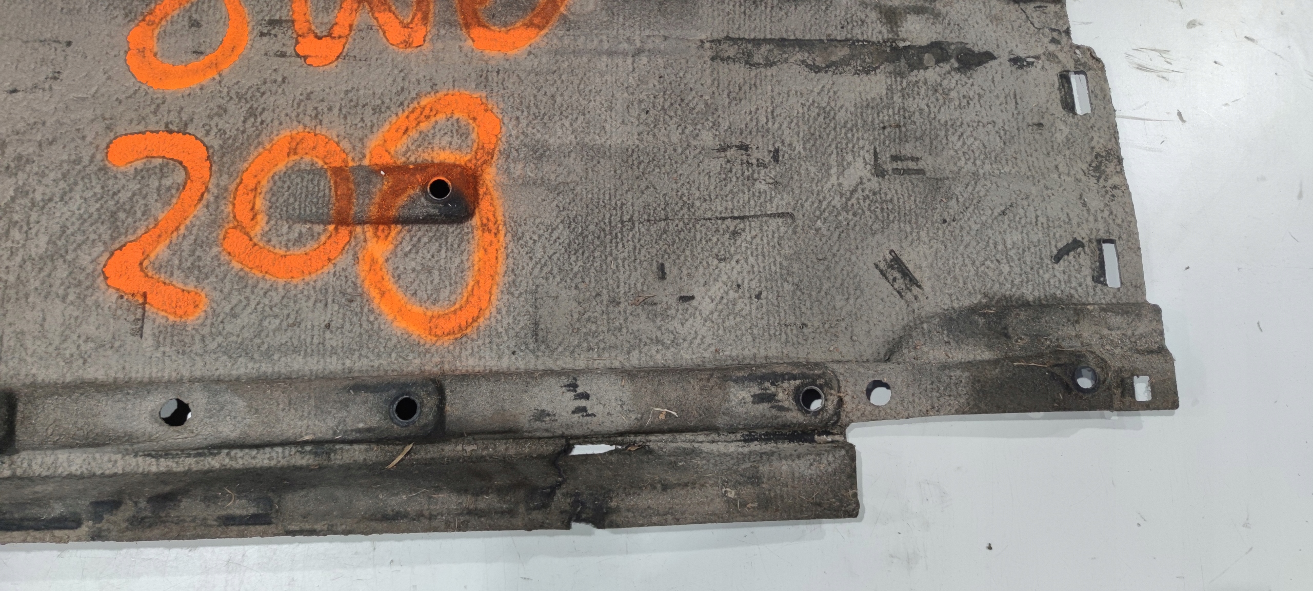 cover chassis right DUZA AUDI A4 B9 A5 8W 8W0825208