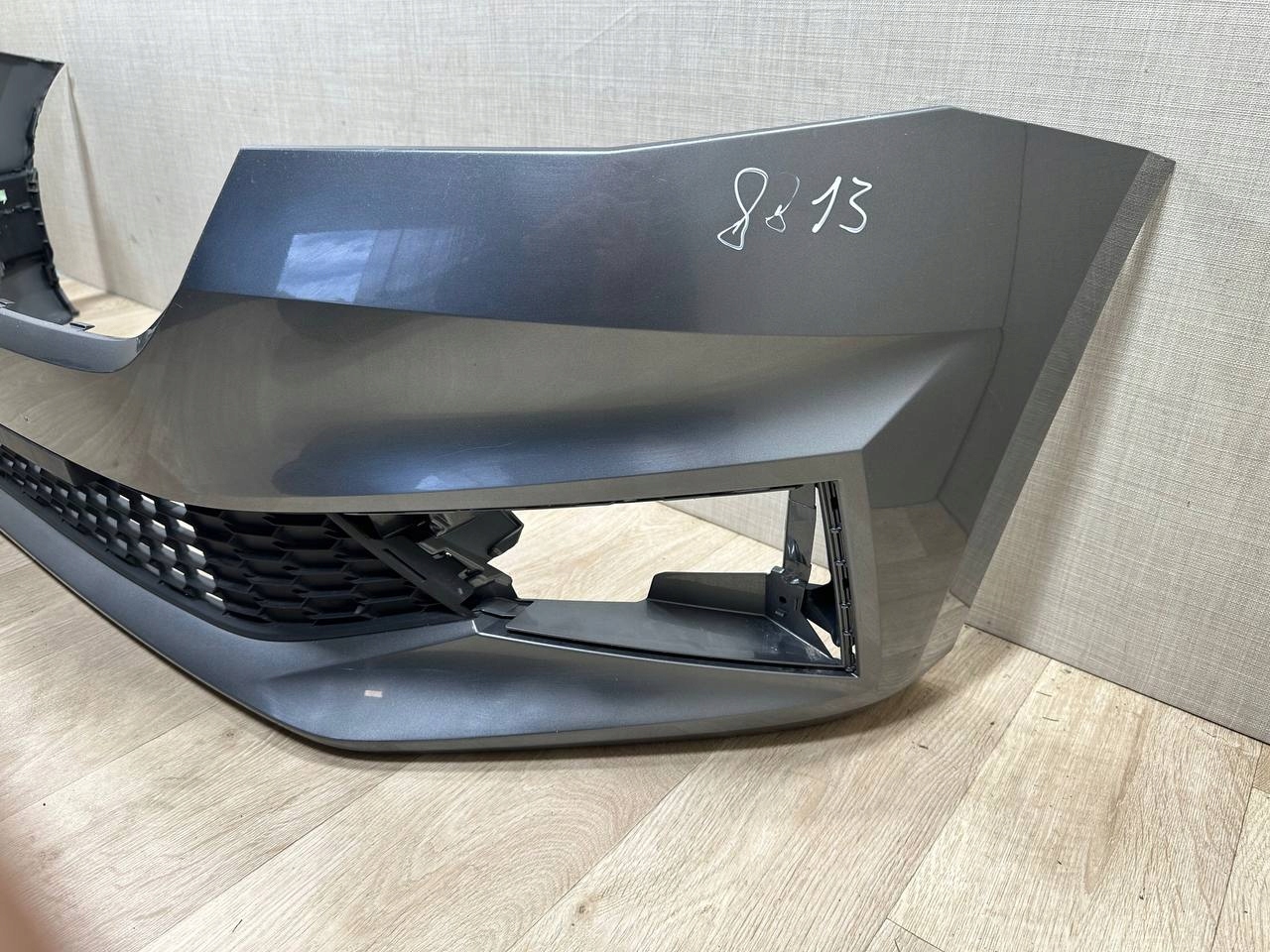 Skoda Fabia IV 2021-> bumper front grid 6VA807221