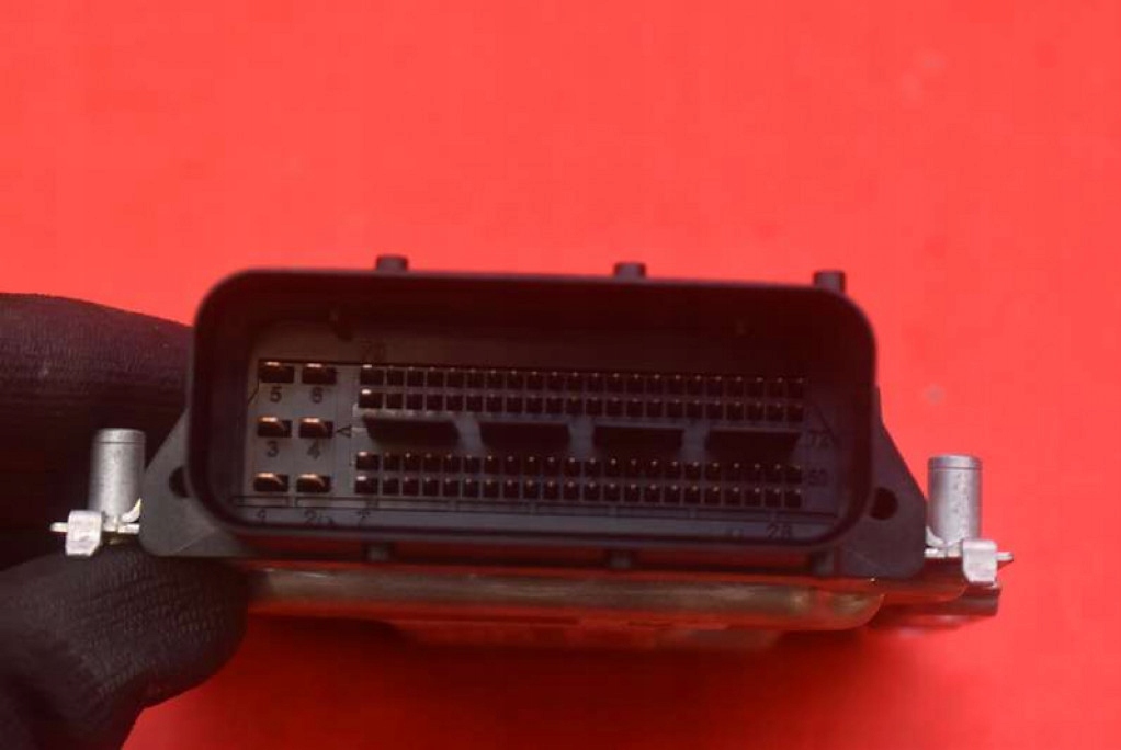computer control unit of the engine 29610-2U210 KIA CEED 3 III 1.6 CRDI 115 KM 18-20