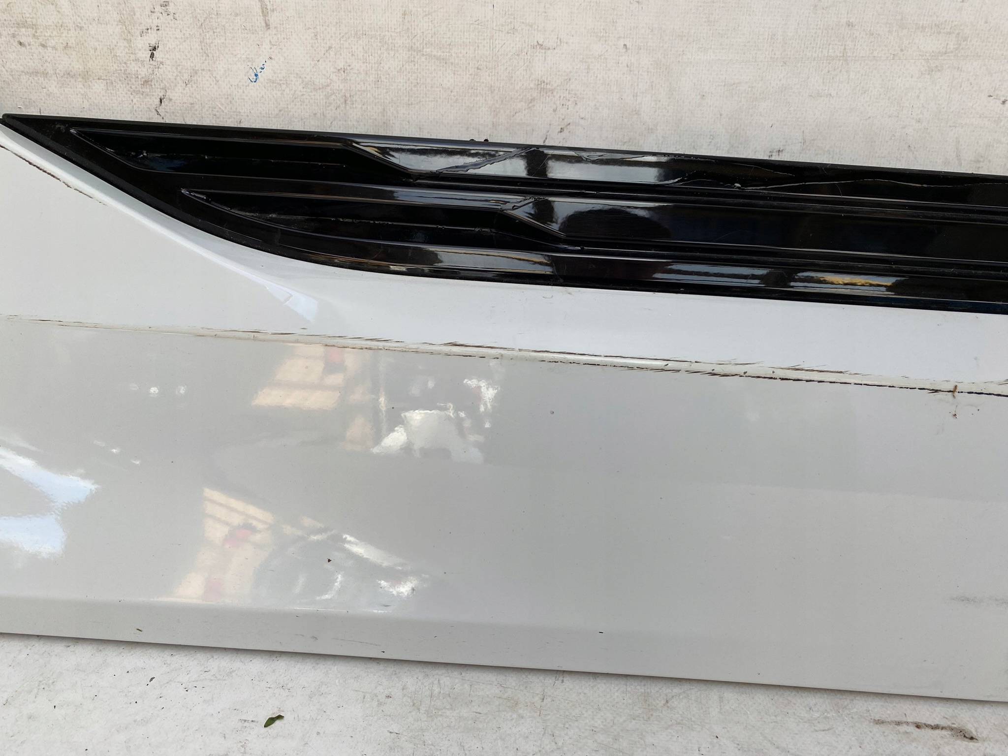 AUDI E-TRON 4KE 18- moulding door right rear part 4KE853970