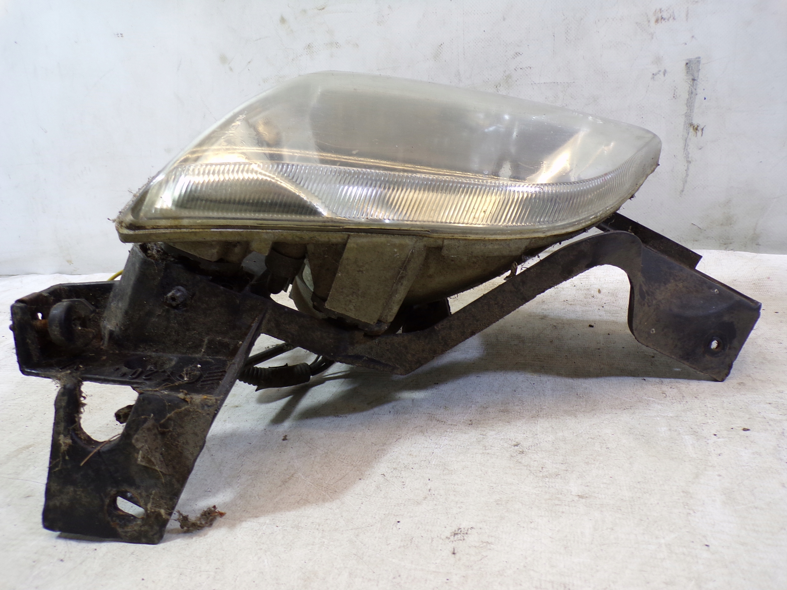light front front left PONTIAC TRANS SPORT 2 II (K)