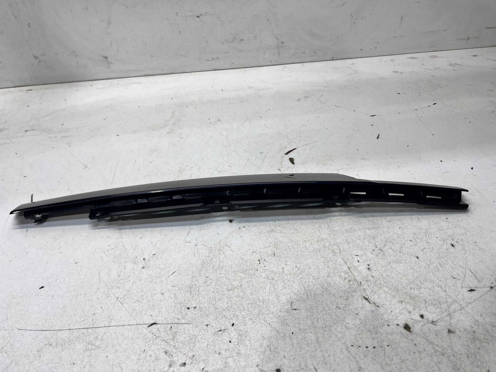 cap cover SLUPKA left front AUDI Q7 4M 4M0837901