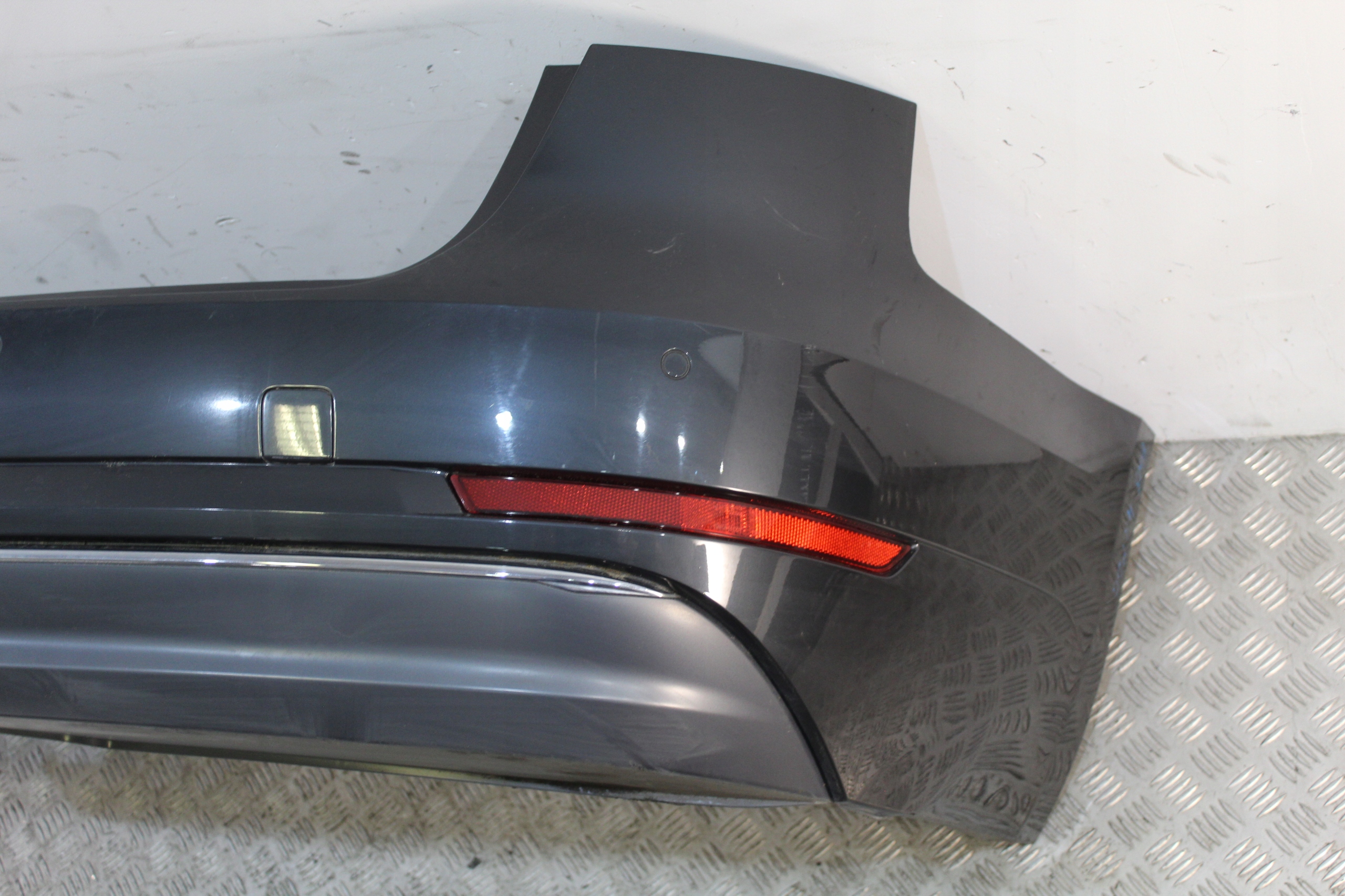 bumper rear part AUDI A4 B9 8W0 8W9