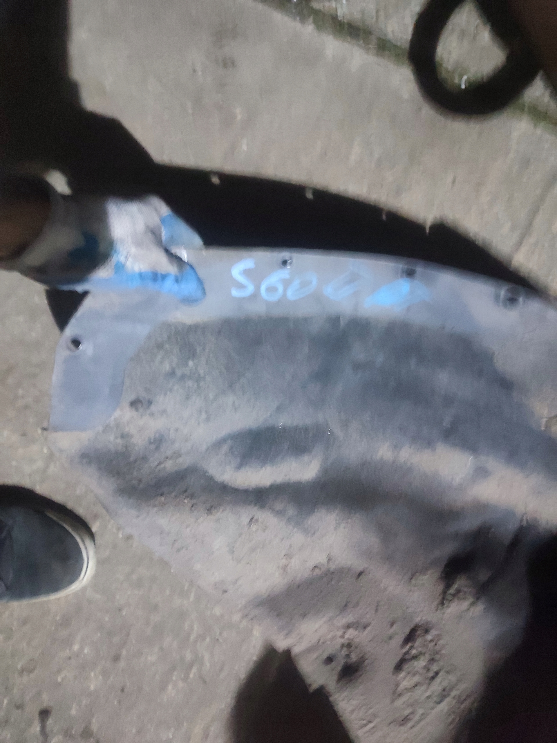 mudguard right rear part right rear. volvo s60