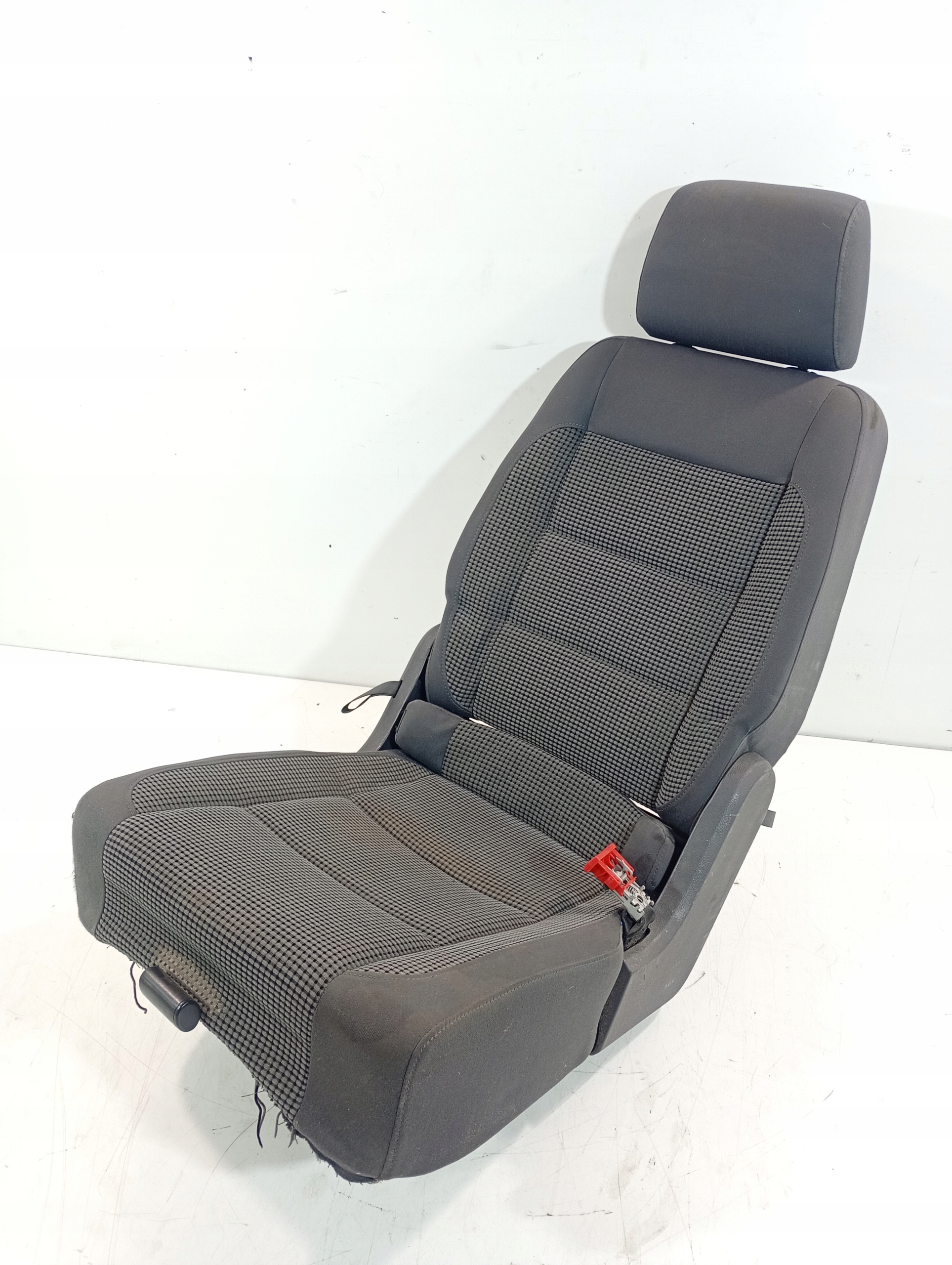 VW TOURAN 1 und 03-09 Sitz mitte RZAD