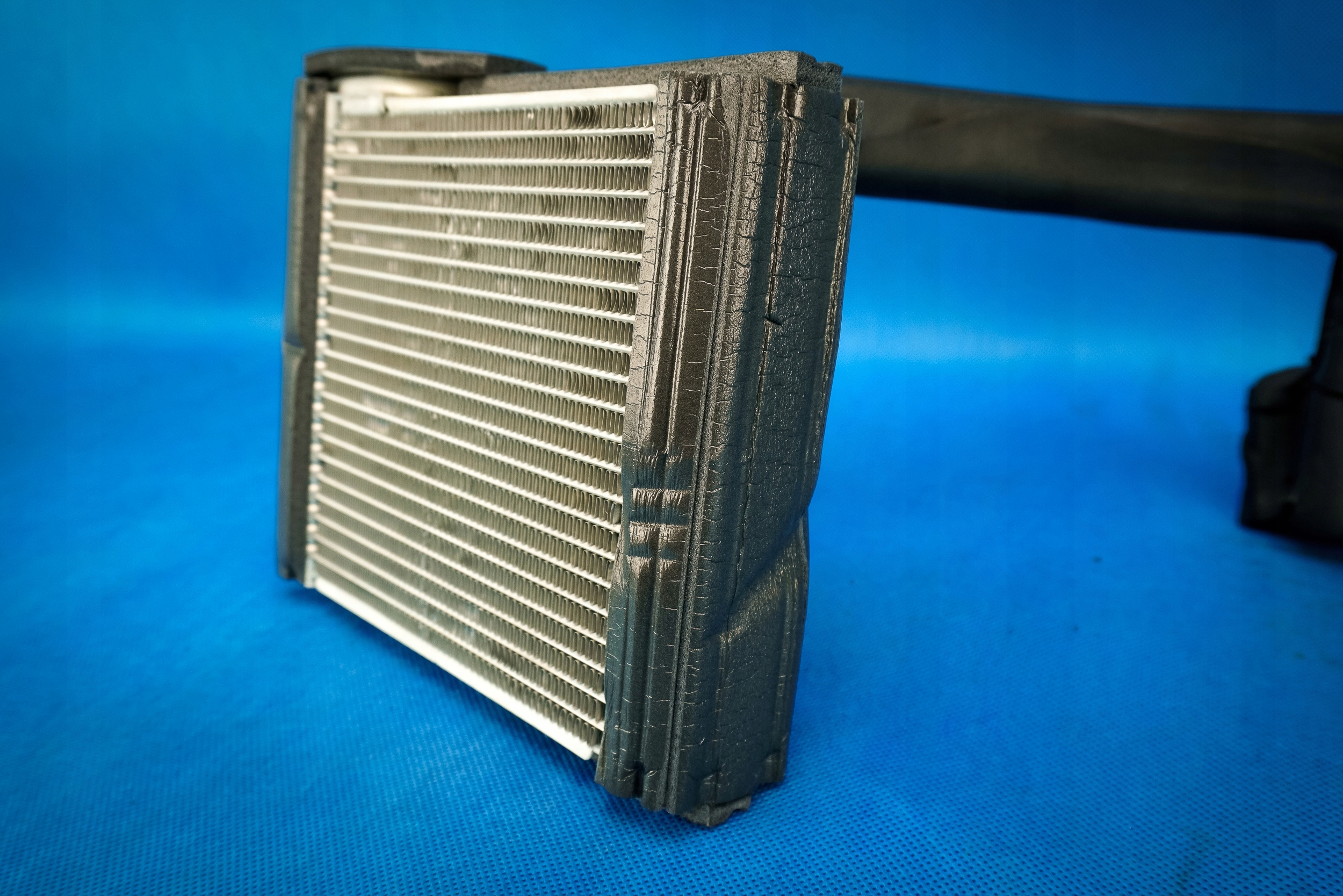 Parownik Bloc de chauffage complet Arrière Audi A8 4H 4H0820105