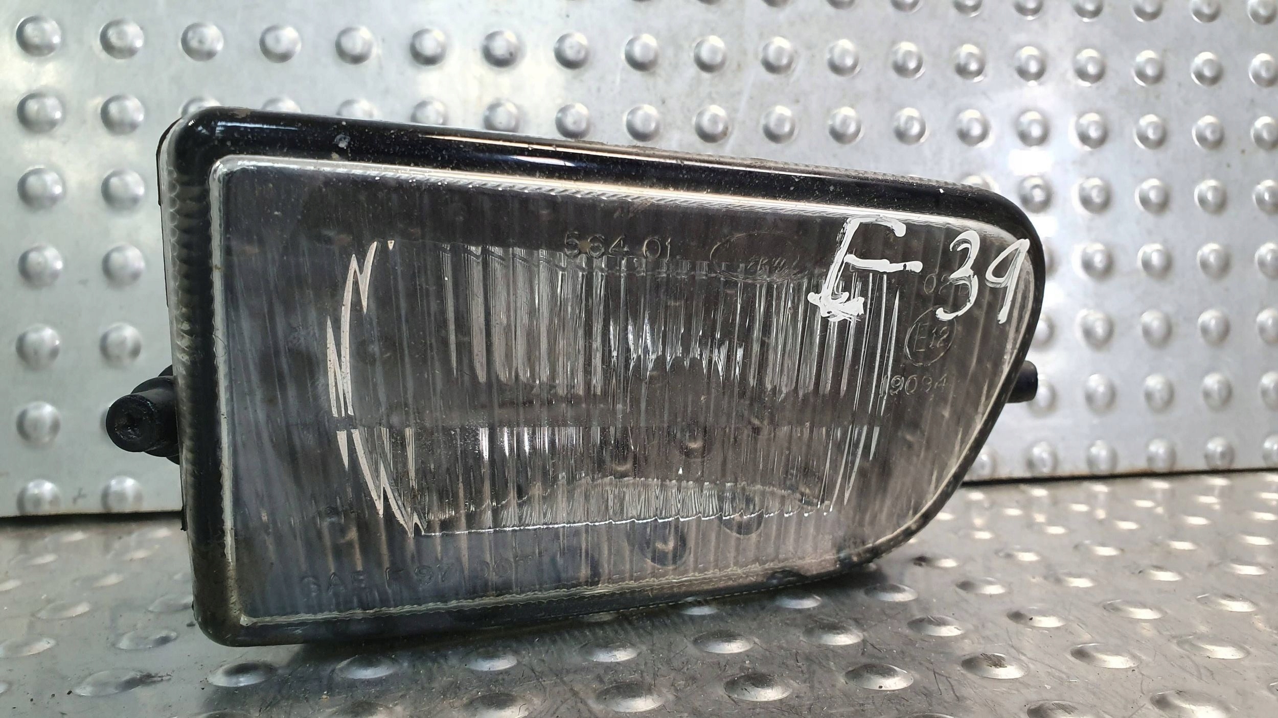 Nebelscheinwerfer links BMW 5 E39 95- 8377941