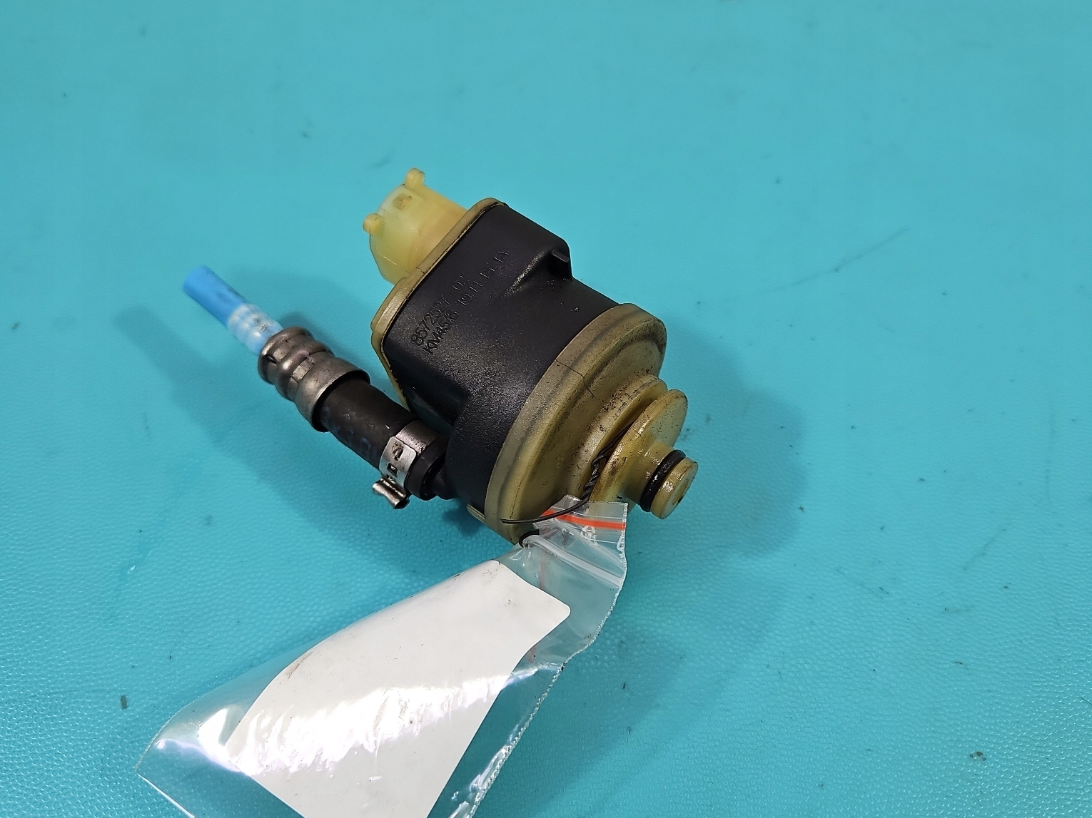 PODGRZEWACZ PALIWA BMW F10 F11 2,0D N47D20D 8572527