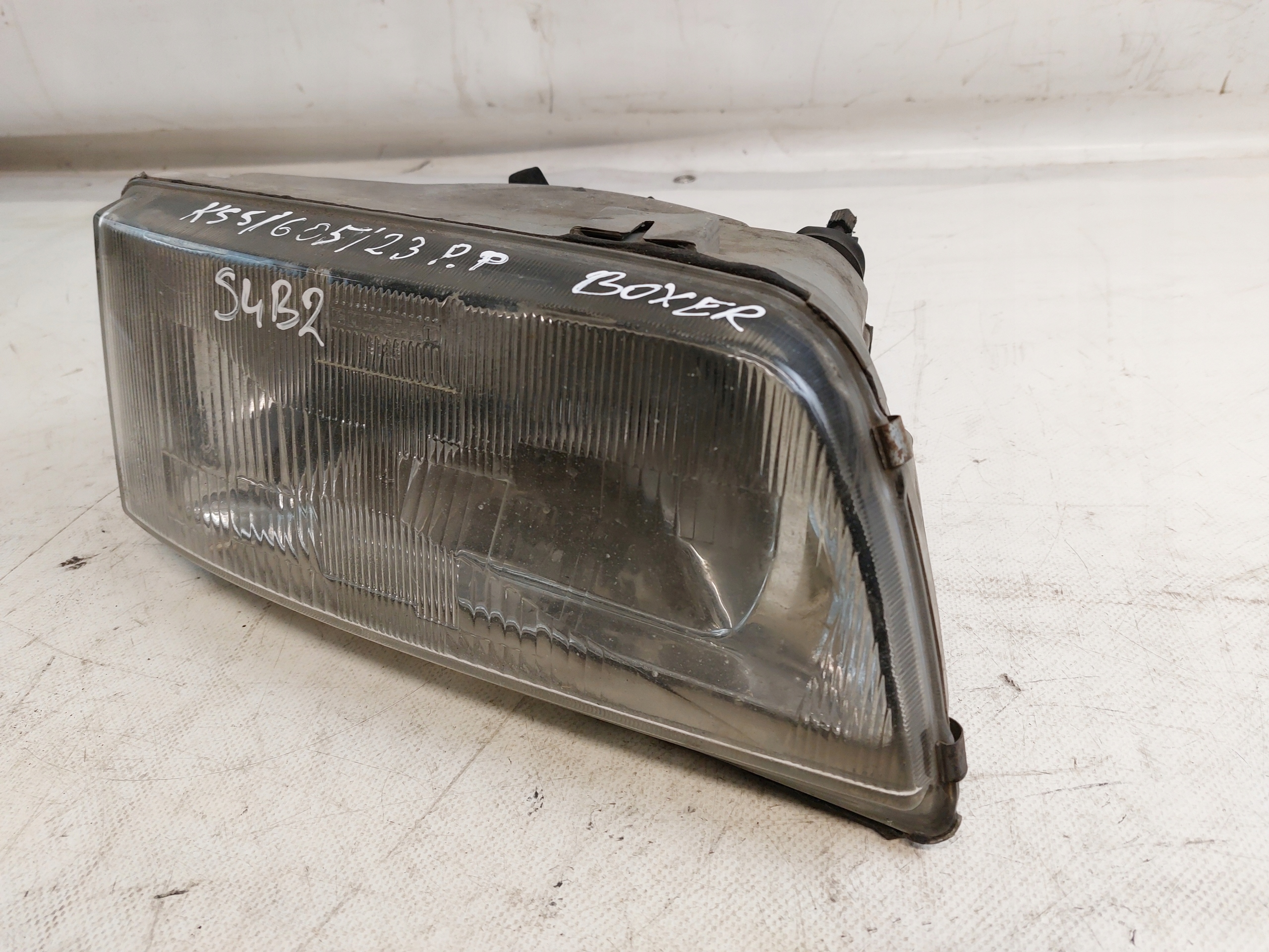 light right front PEUGEOT BOXER and