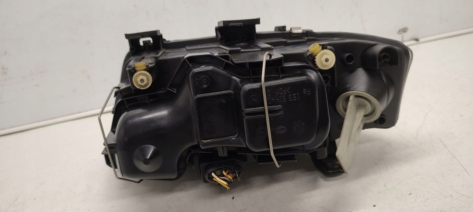 light front front right Audi A4 B6
