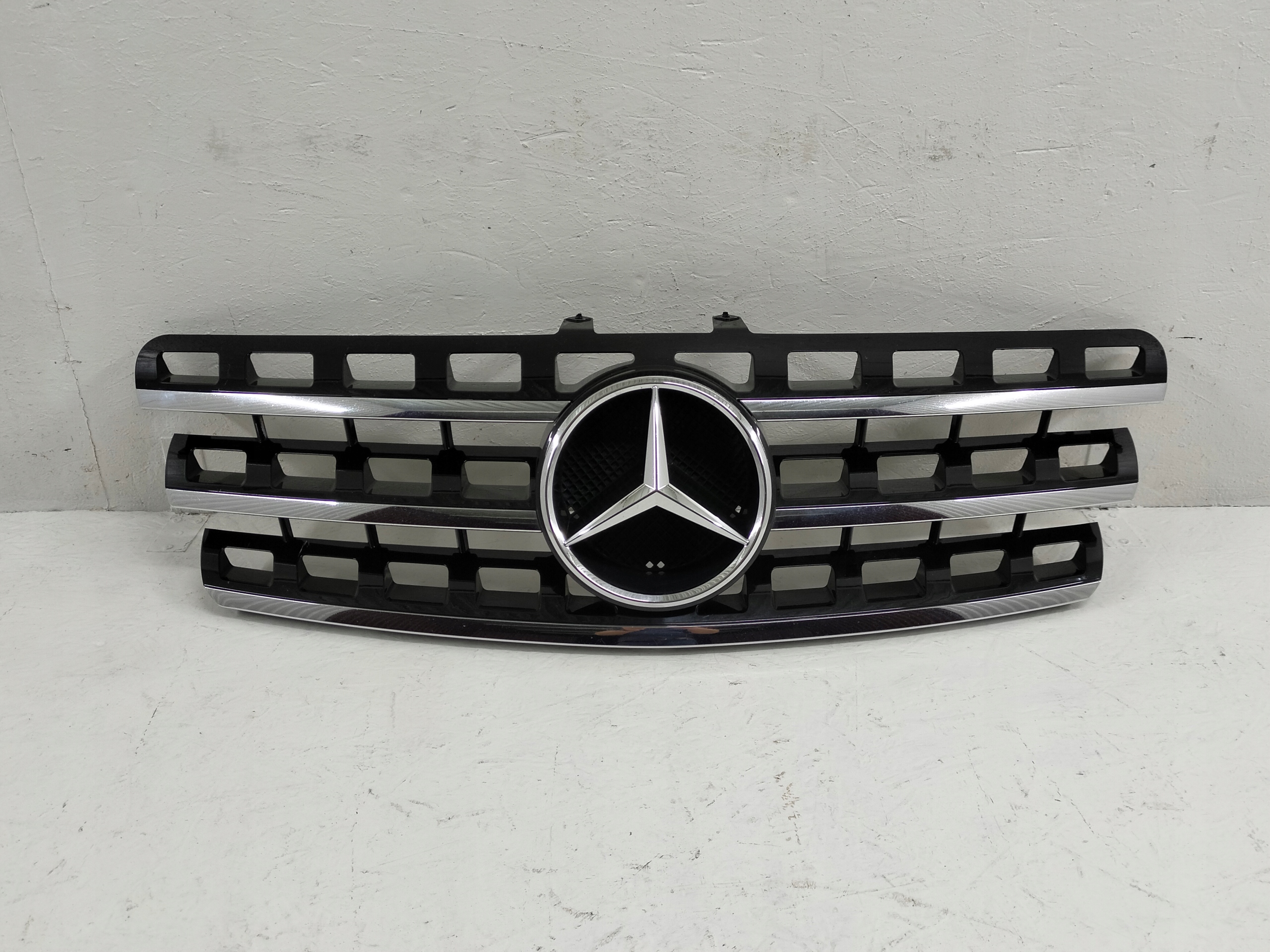 ATRAPA GRILL PRZÓD MERCEDES ML W164 LIFT AMG