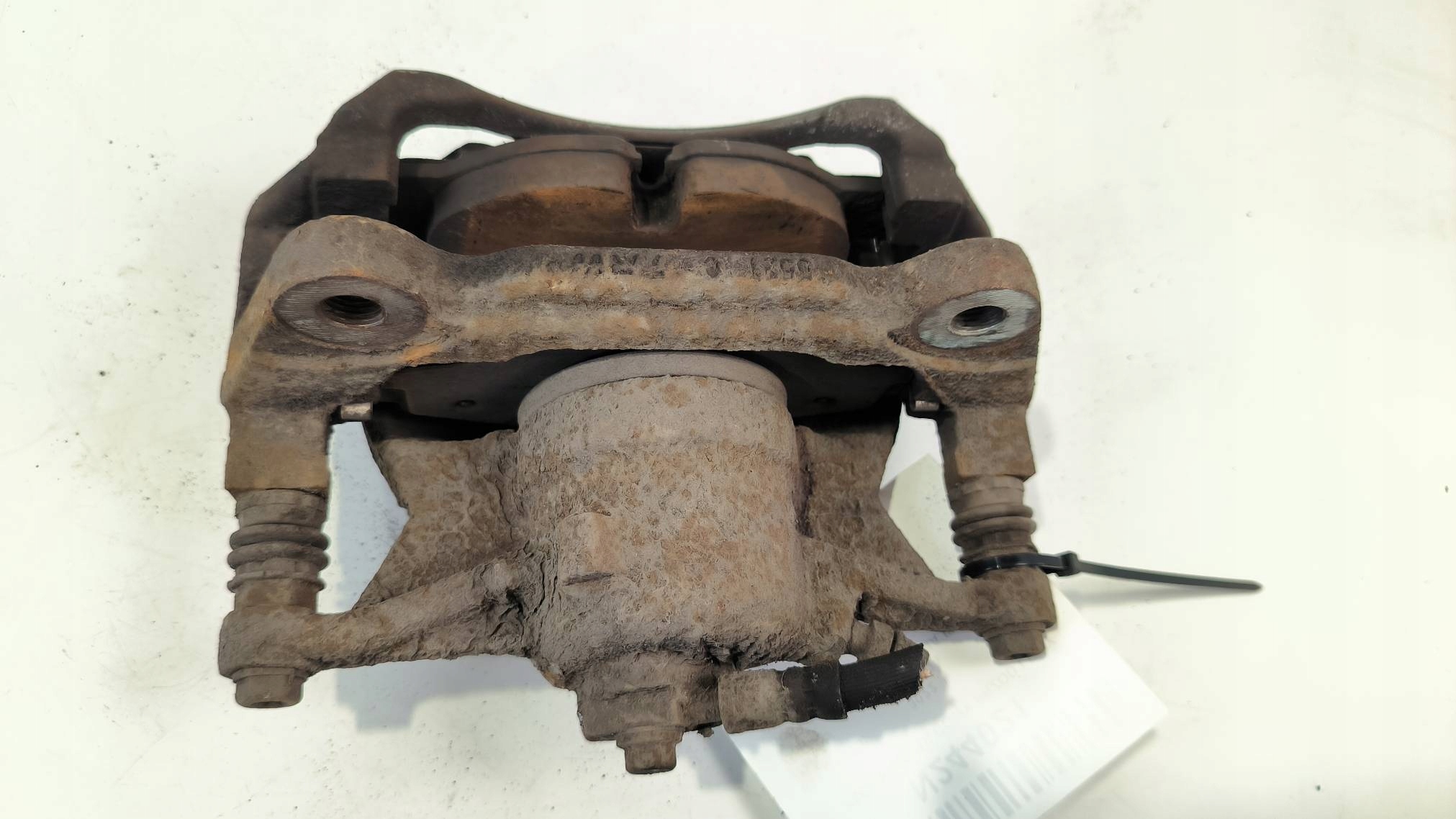 caliper brake front left SKODA OCTAVIA III