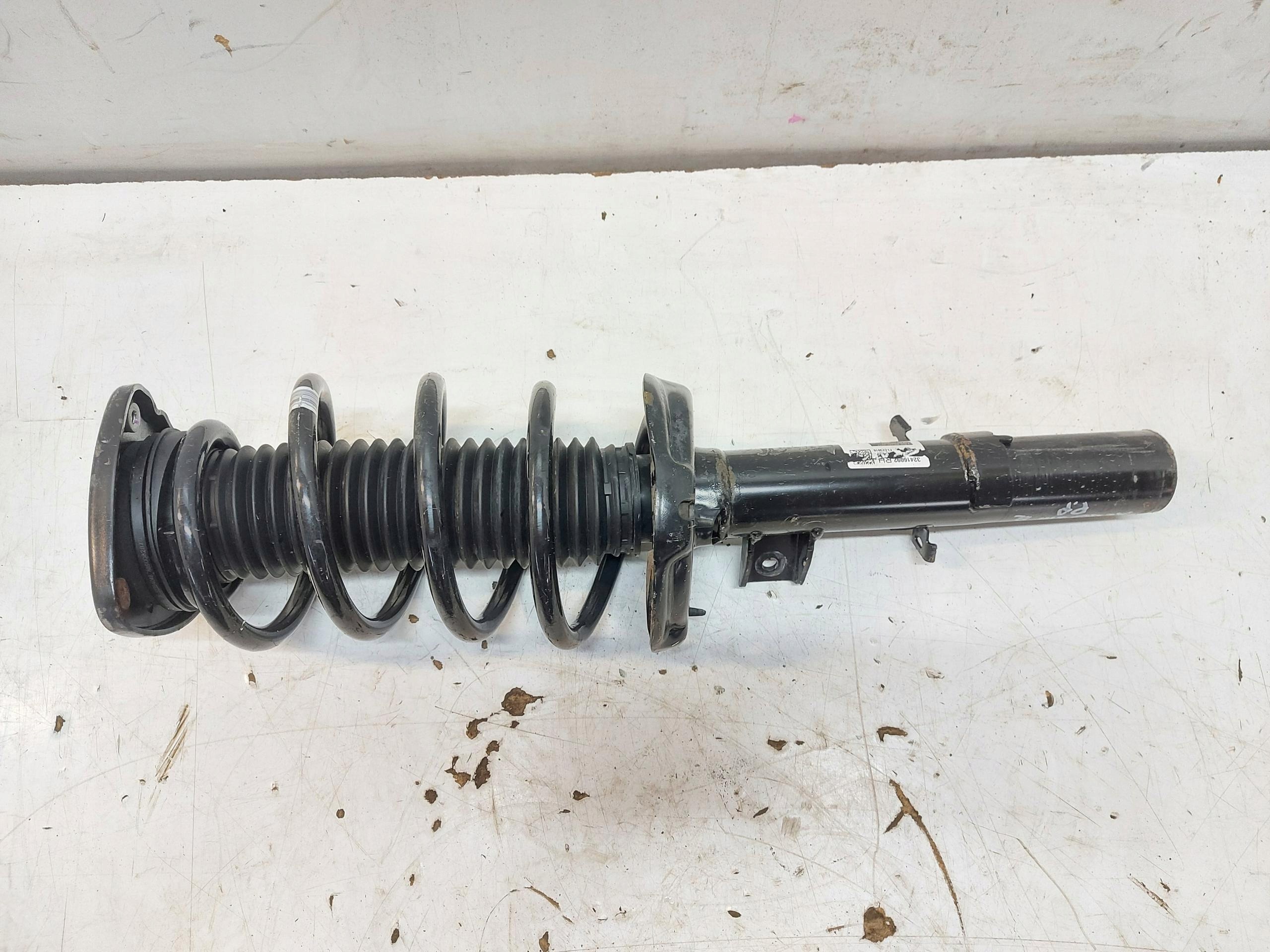 VOLVO XC40 LIFT shock absorber front right 32416092