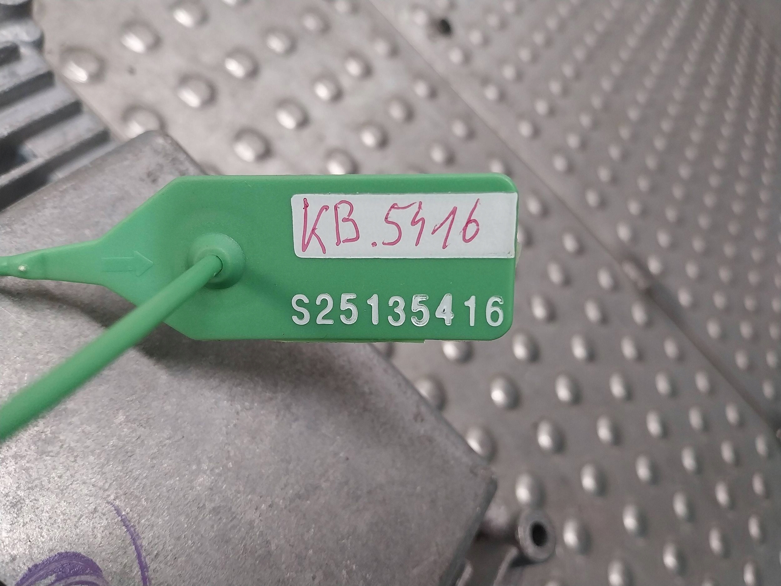 control unit computer of the engine 8512499 0281017551 BMW X1 E84 E87 N47D20C