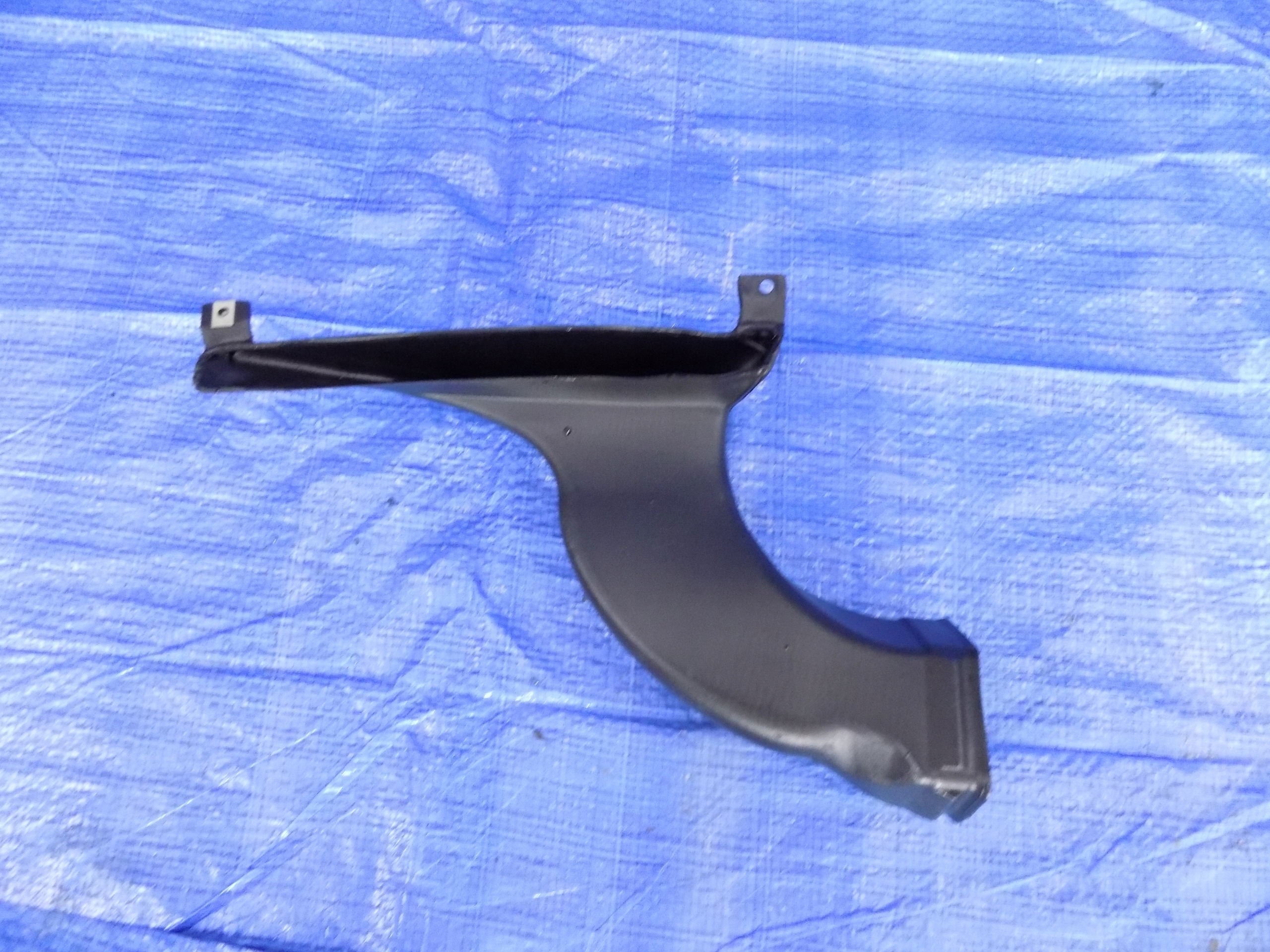 intake air drain MERCEDES ATEGO 1218 2011R