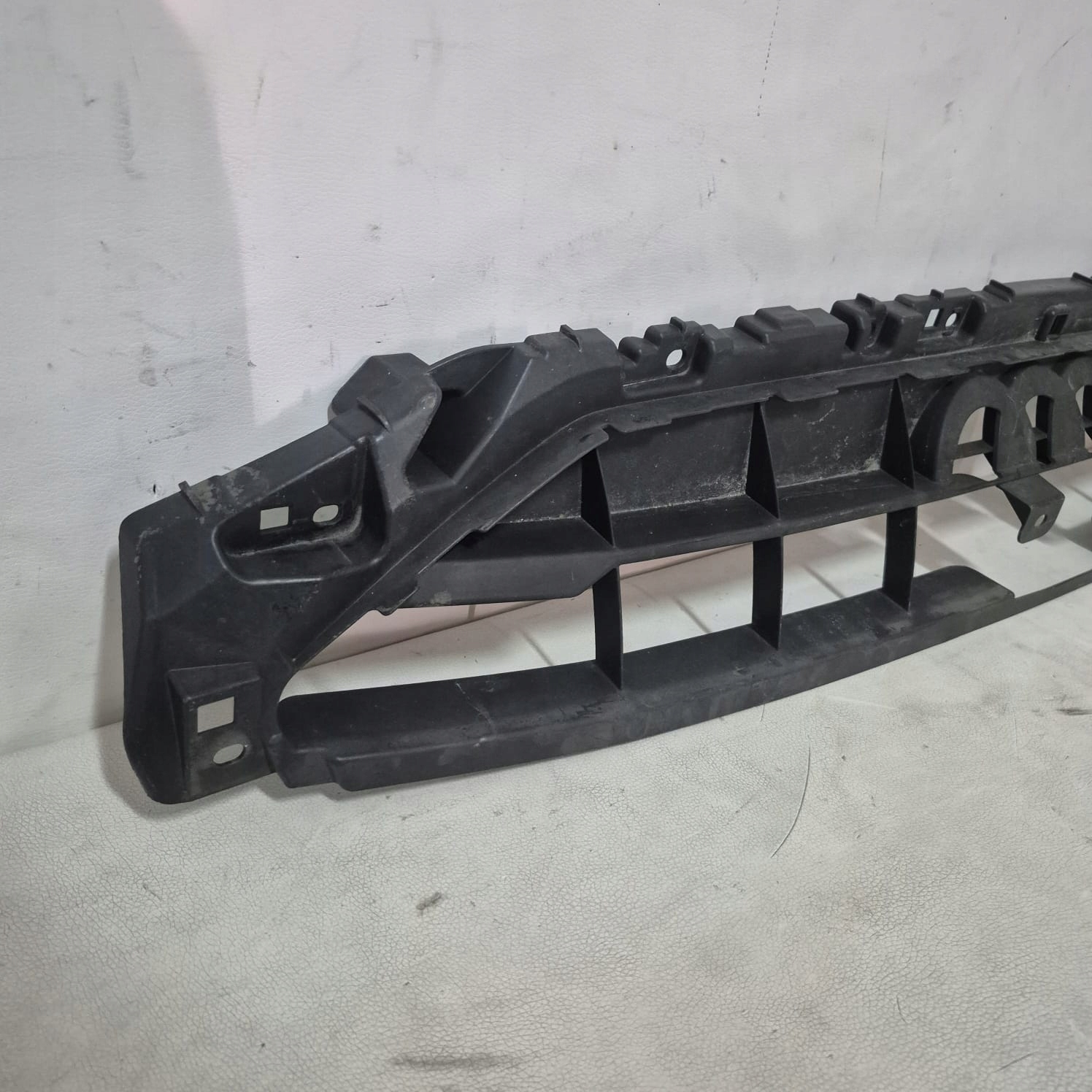 AUDI A4 B9 LIFT -> pillar GRILLA grille front front 8W0807233C