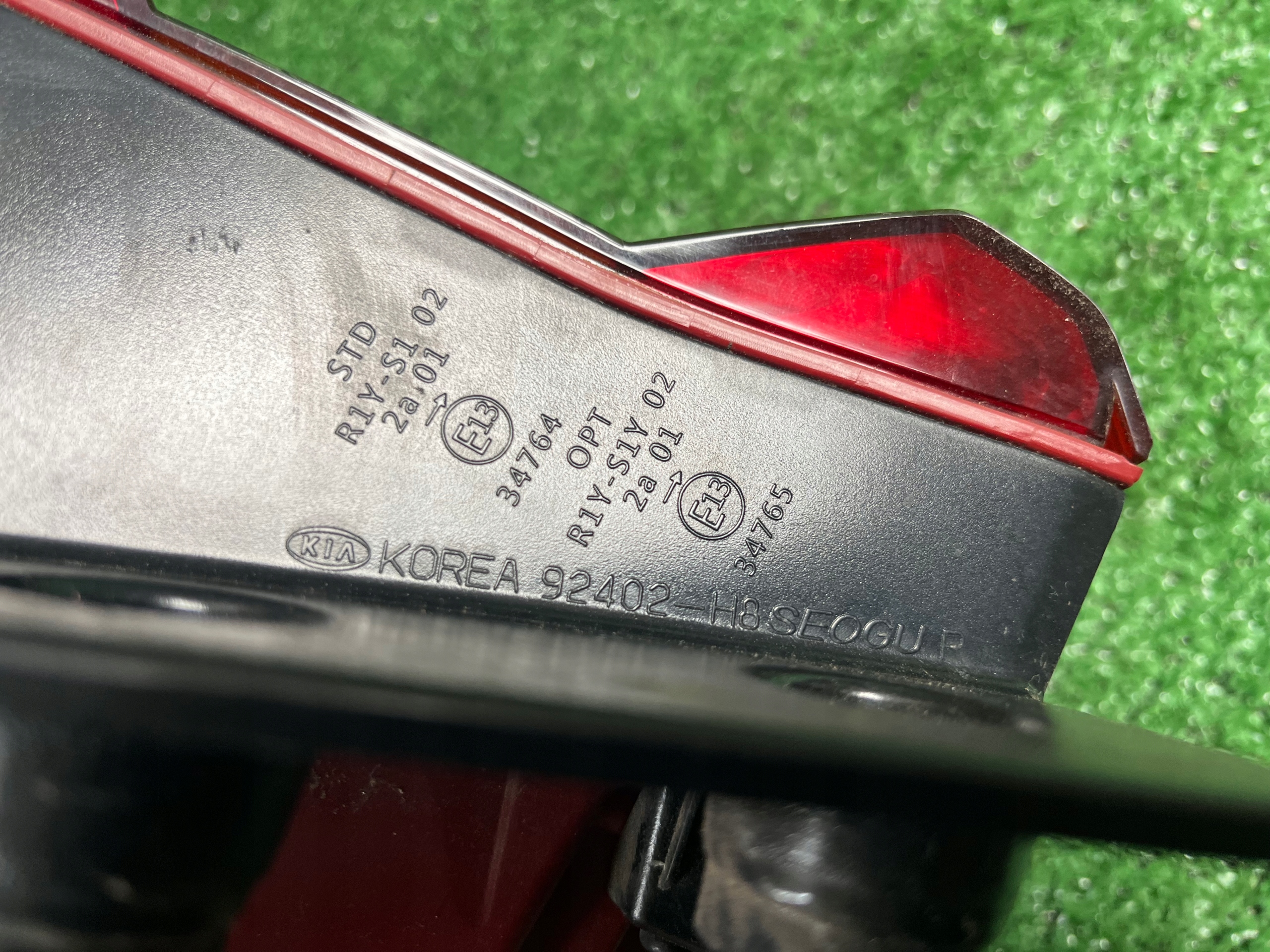 light right rear KIA STONIC 2018 92402-H8 LED