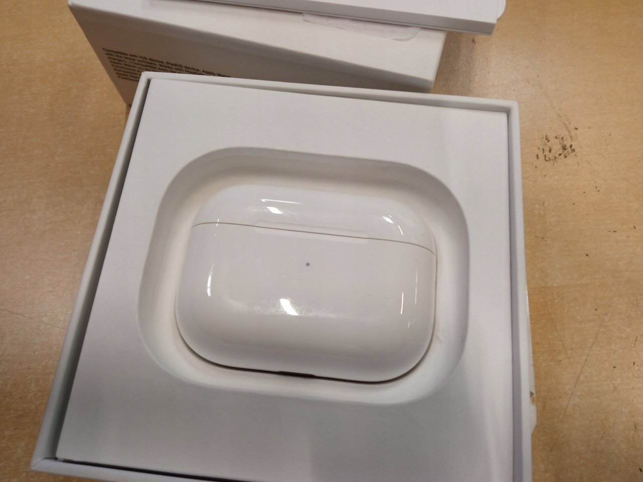 Słuchawki APPLE AirPods Pro WITH MAGSAFE CASE-ZML (Ramka 70x100 cm MDF2815C) • Cena, Opinie • Ramki do zdjęć 15016435261 • Allegro Słuchawki APPLE AirPods Pro WITH MAGSAFE CASE-ZML (Ramka 70x100 cm MDF2815C) • Cena, Opinie • Ramki do zdjęć 15016435261 • Allegro