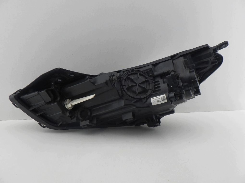 HYUNDAI TUCSON III 3 15- cornering light 92102-D7100 light right