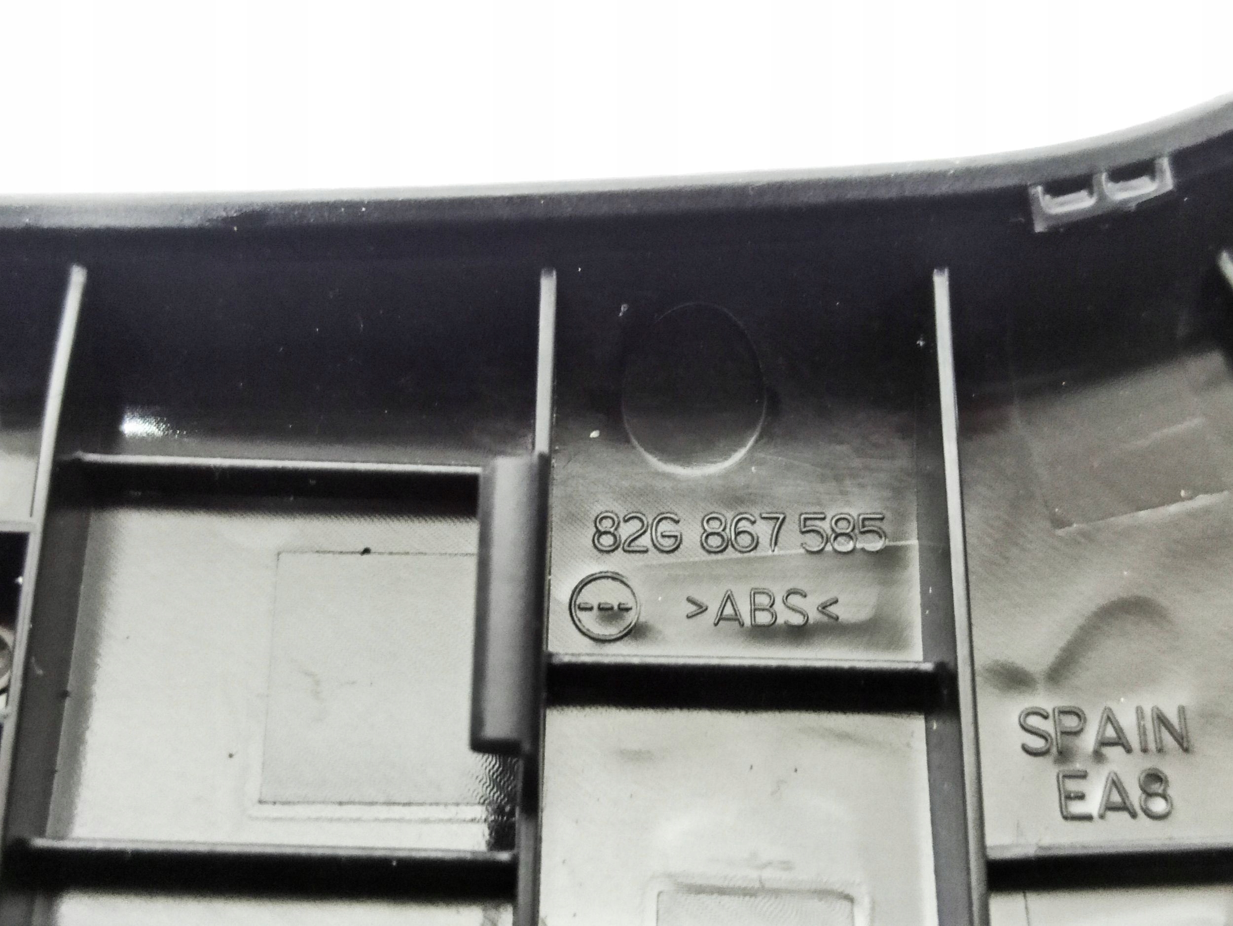 Audi A1 2024 передняя левая ручки внутренние