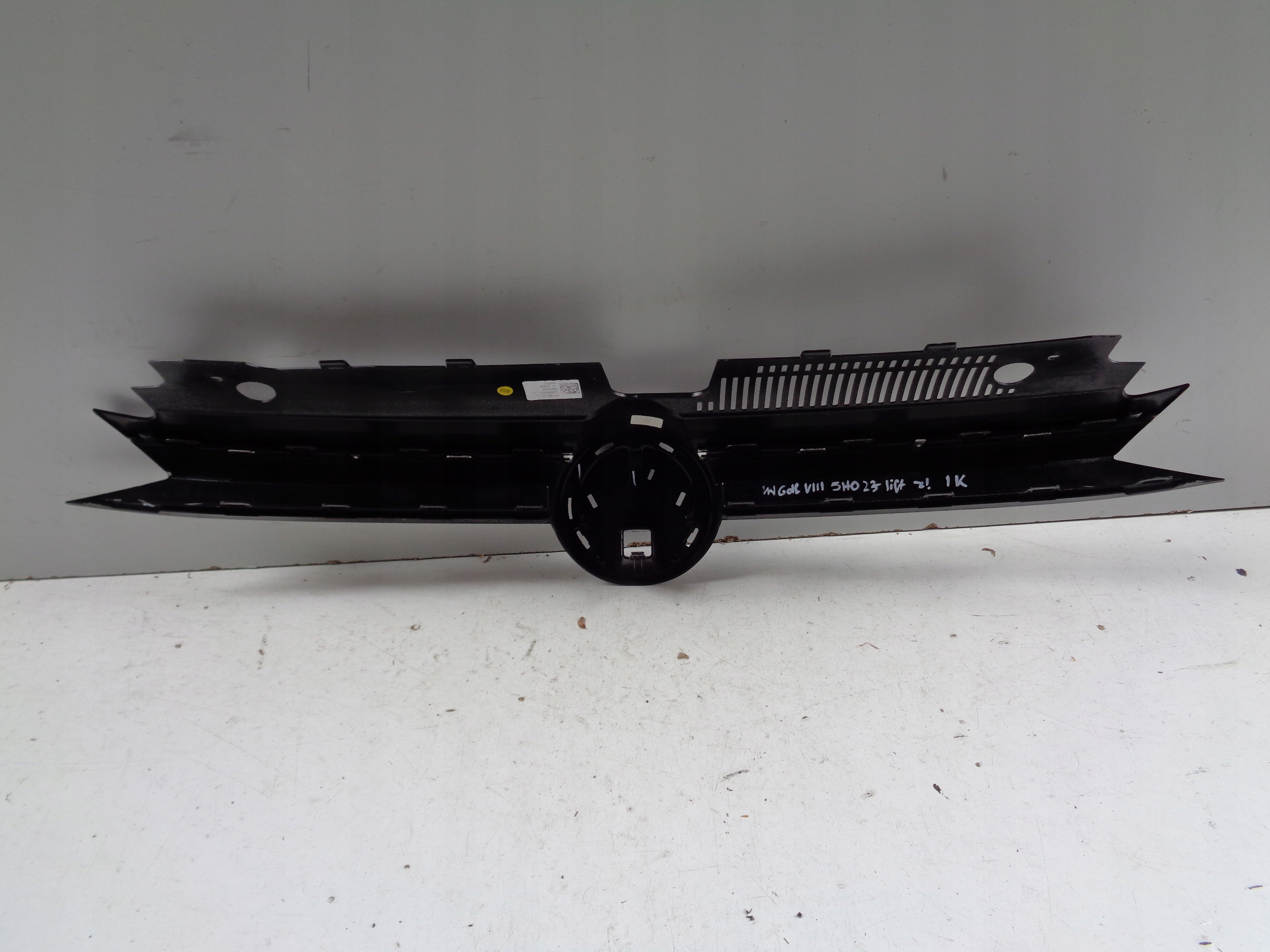Grille VW GOLF VIII 8 5H 5H0 23- LIFT