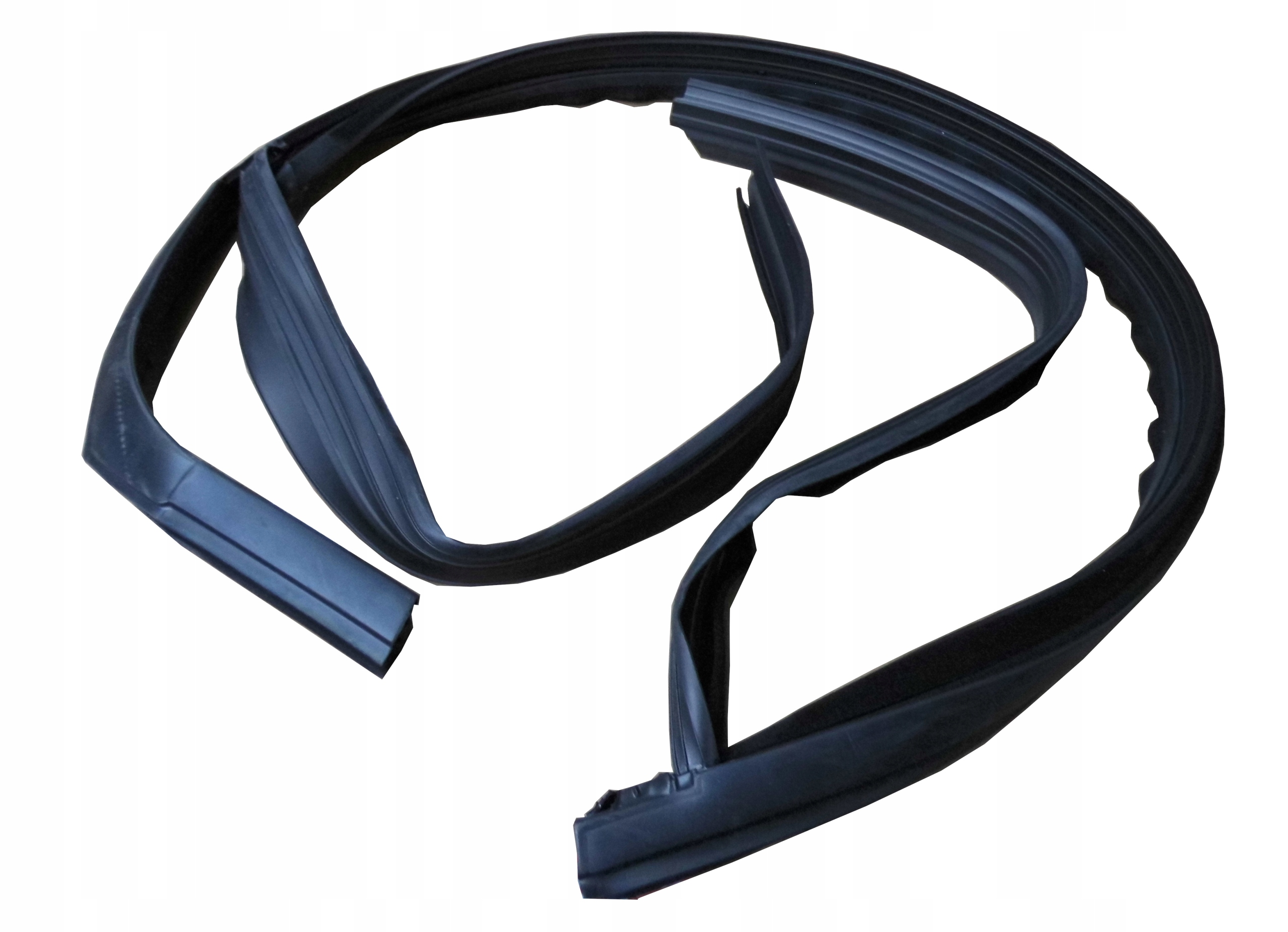 1433747 - Ущільнювач скла двері передній лівий для FORD FIESTA Mk6