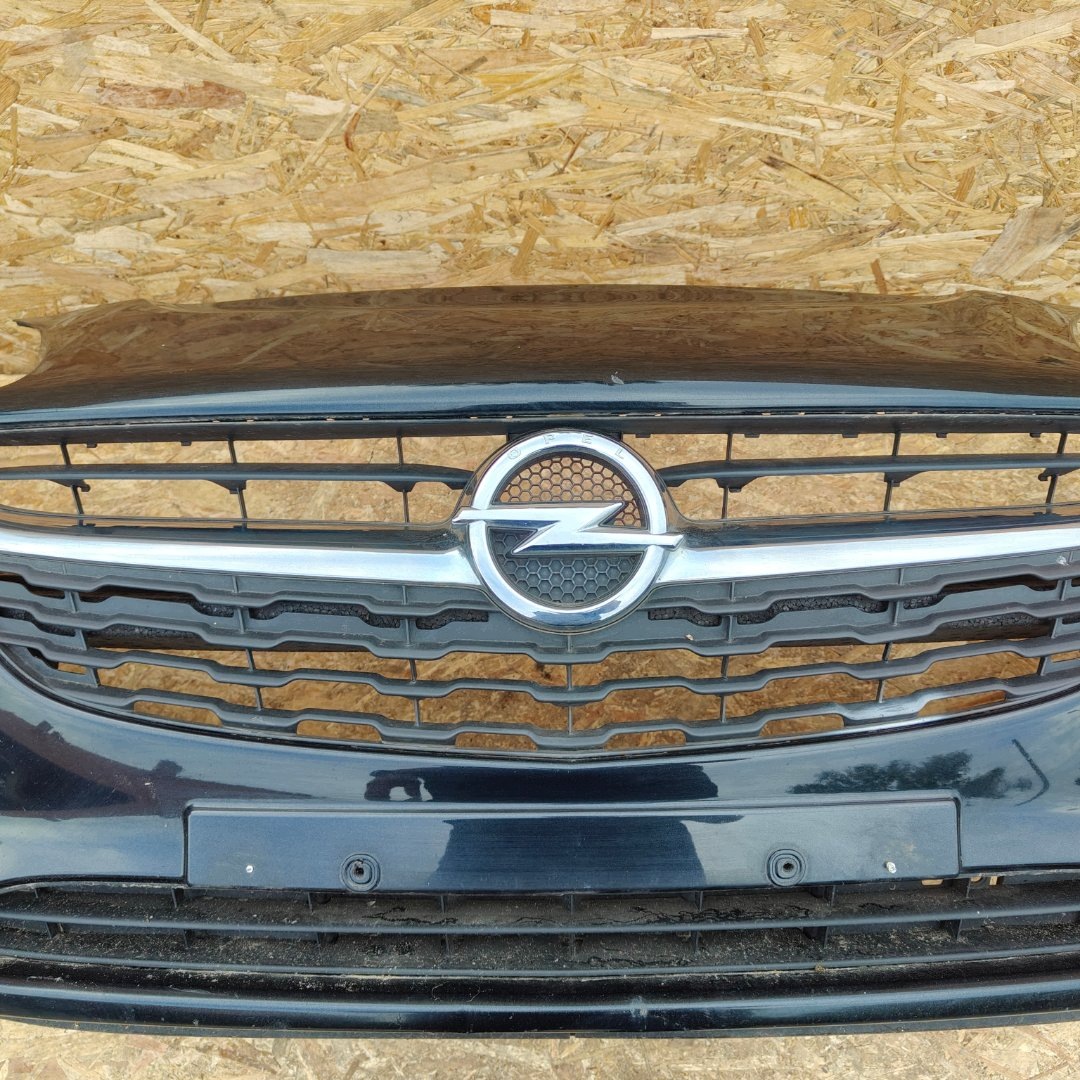 front bumper grille OPEL CORSA E 5D complete black paint Z22C