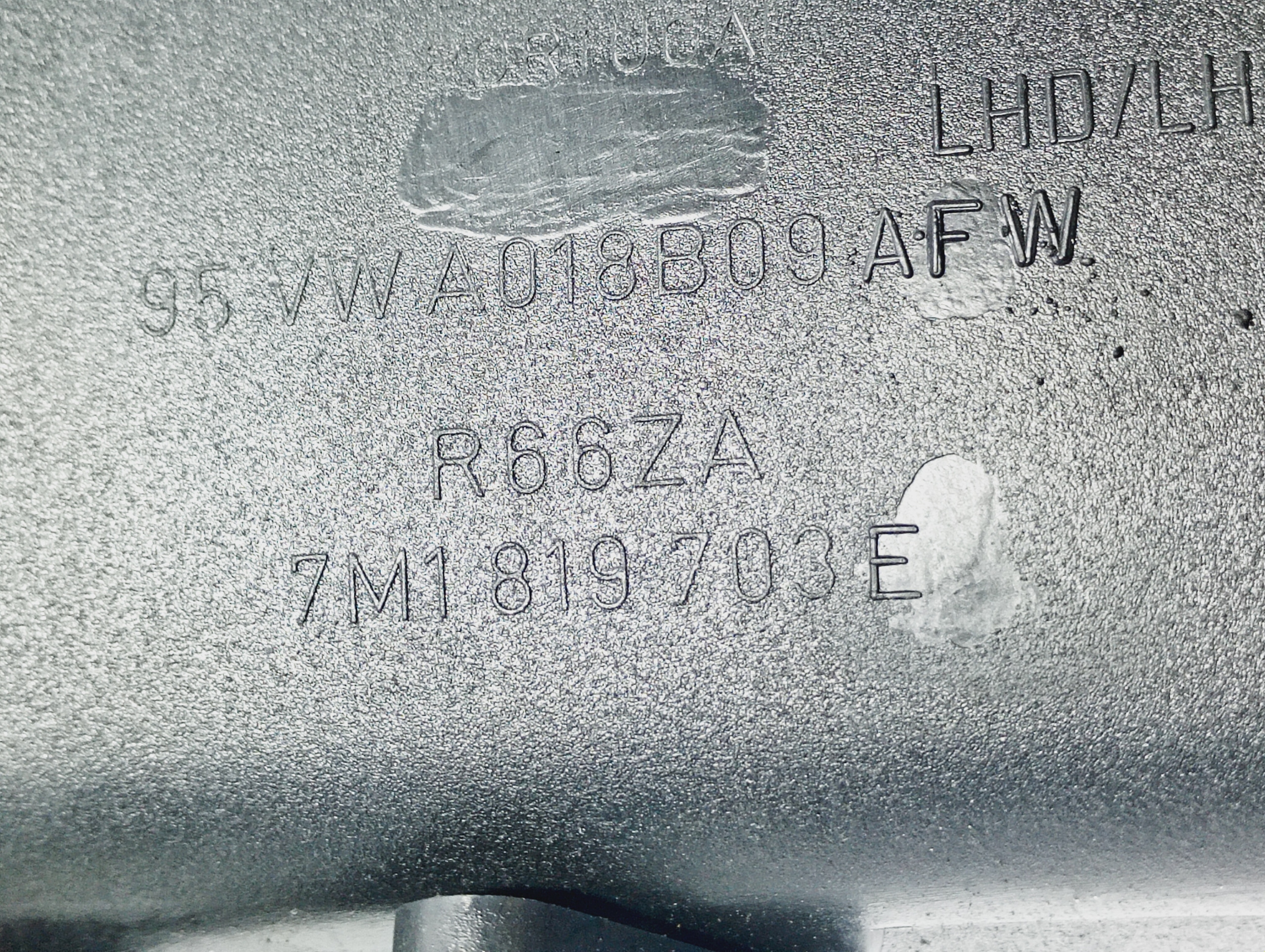 grid air conditioning devices air left driver´s OE 7M1819703E Ford Galaxy and 95-06