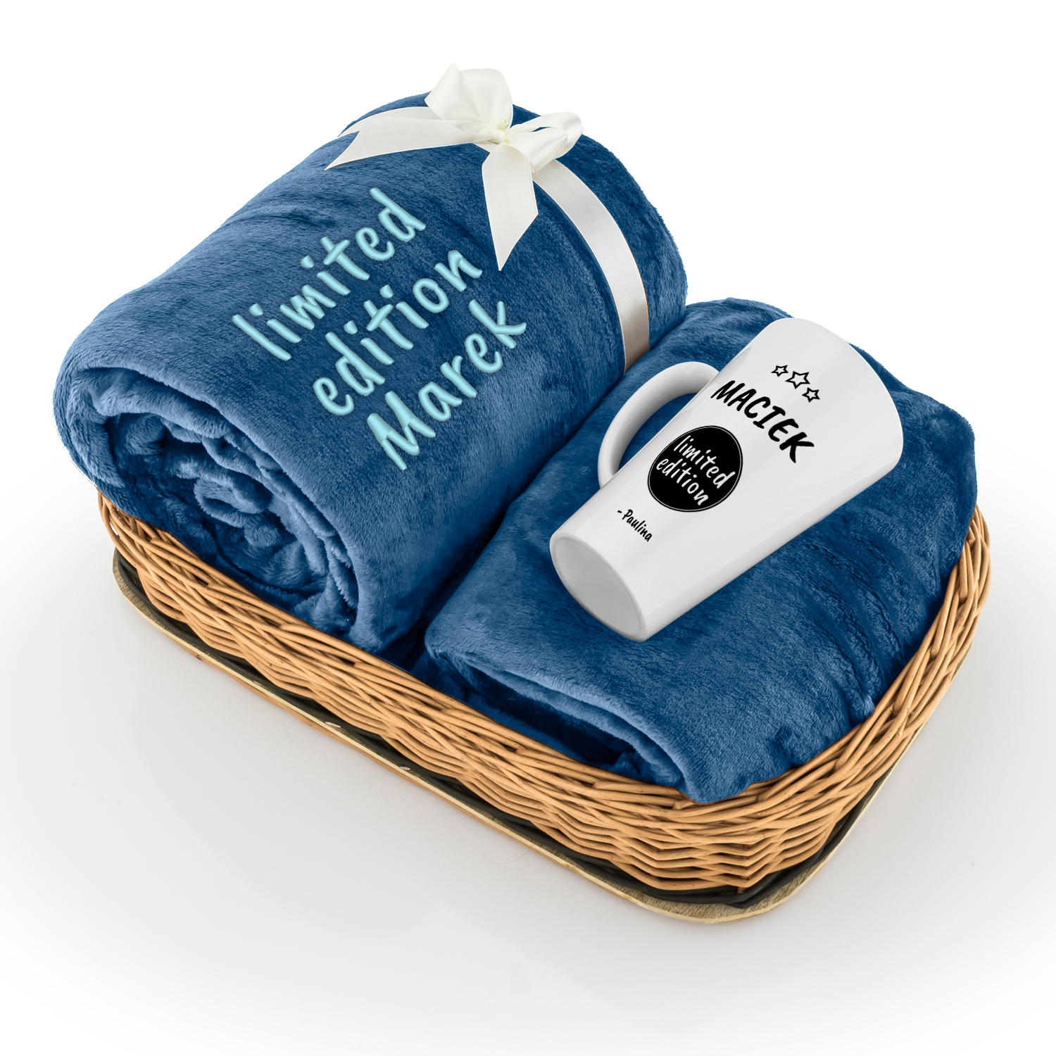 

Pled Narzuta Koc 200 X 220 Z Haftem Kubek