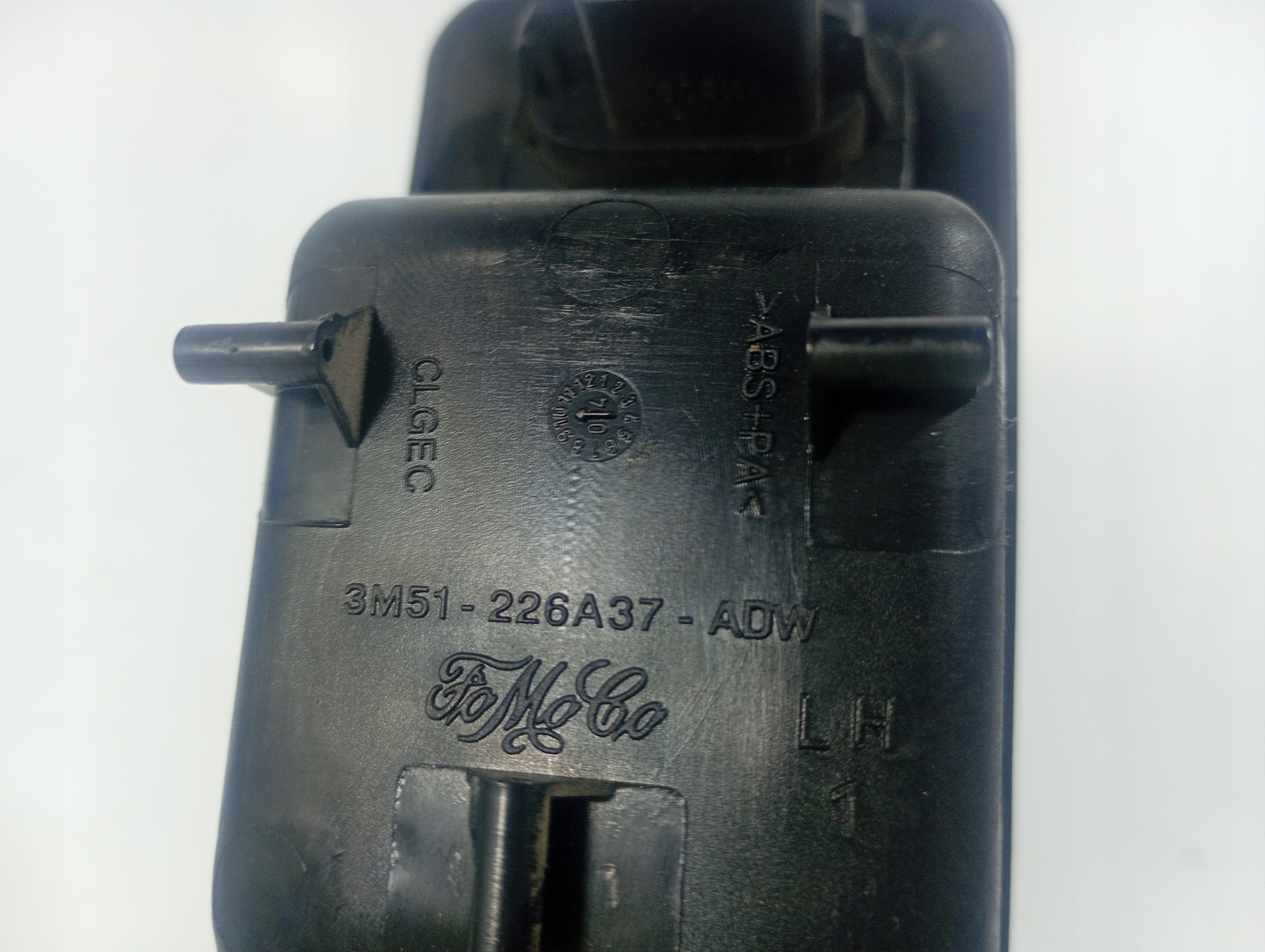 FORD FOCUS CMAX LIFT 03-07 switch switch PANEL of the window left 3M51226A37