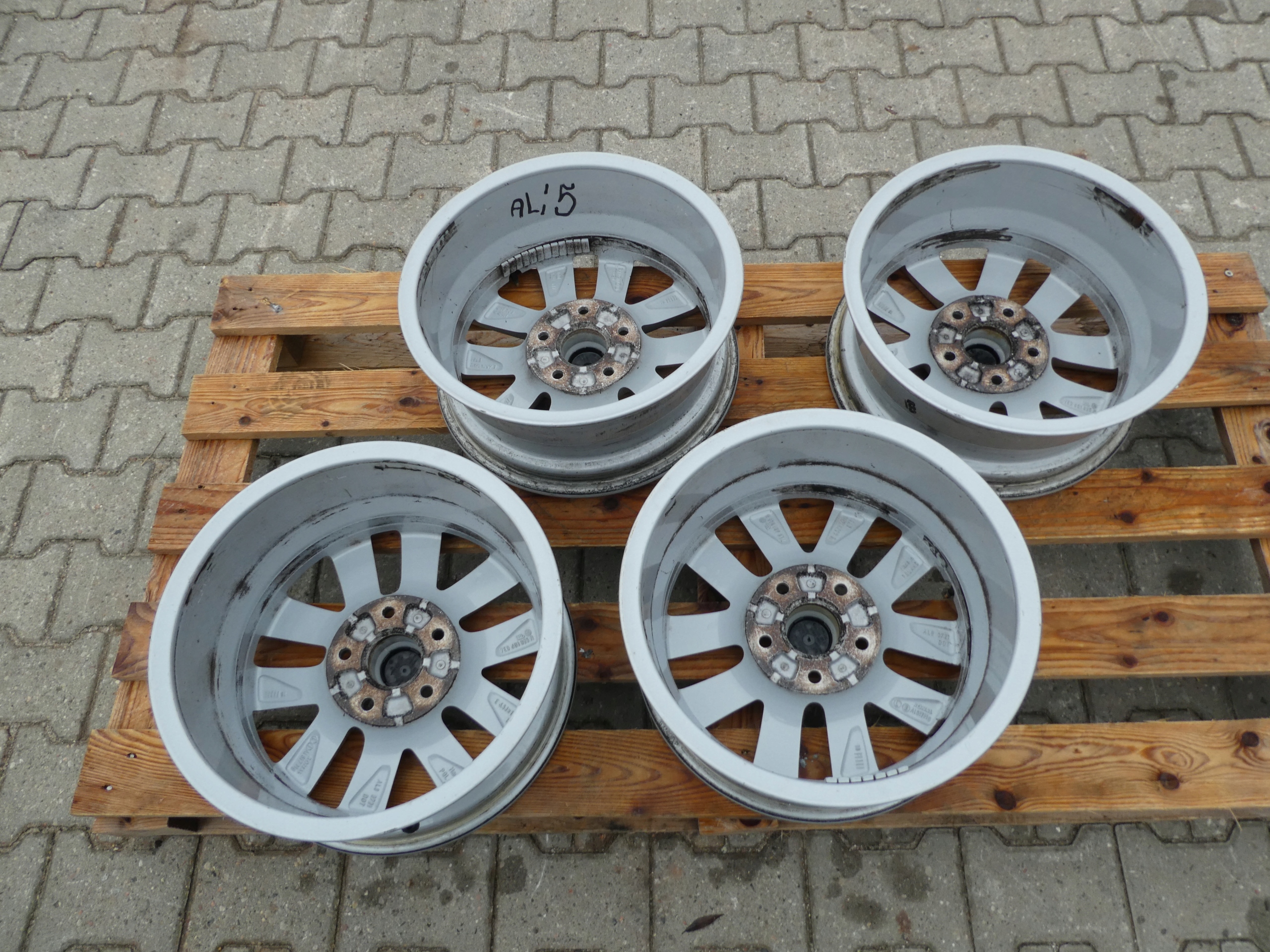 4X discs aluminium disc 7E0601025N VW T5 T6 5X120