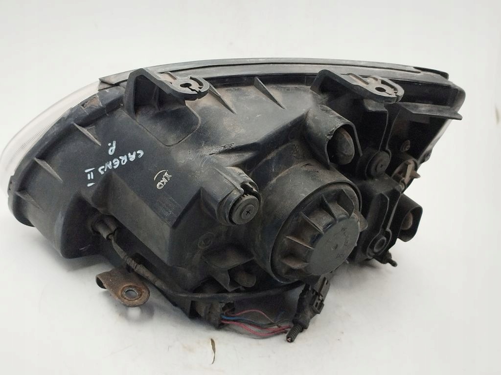 Kia Carens II 2 light right front front