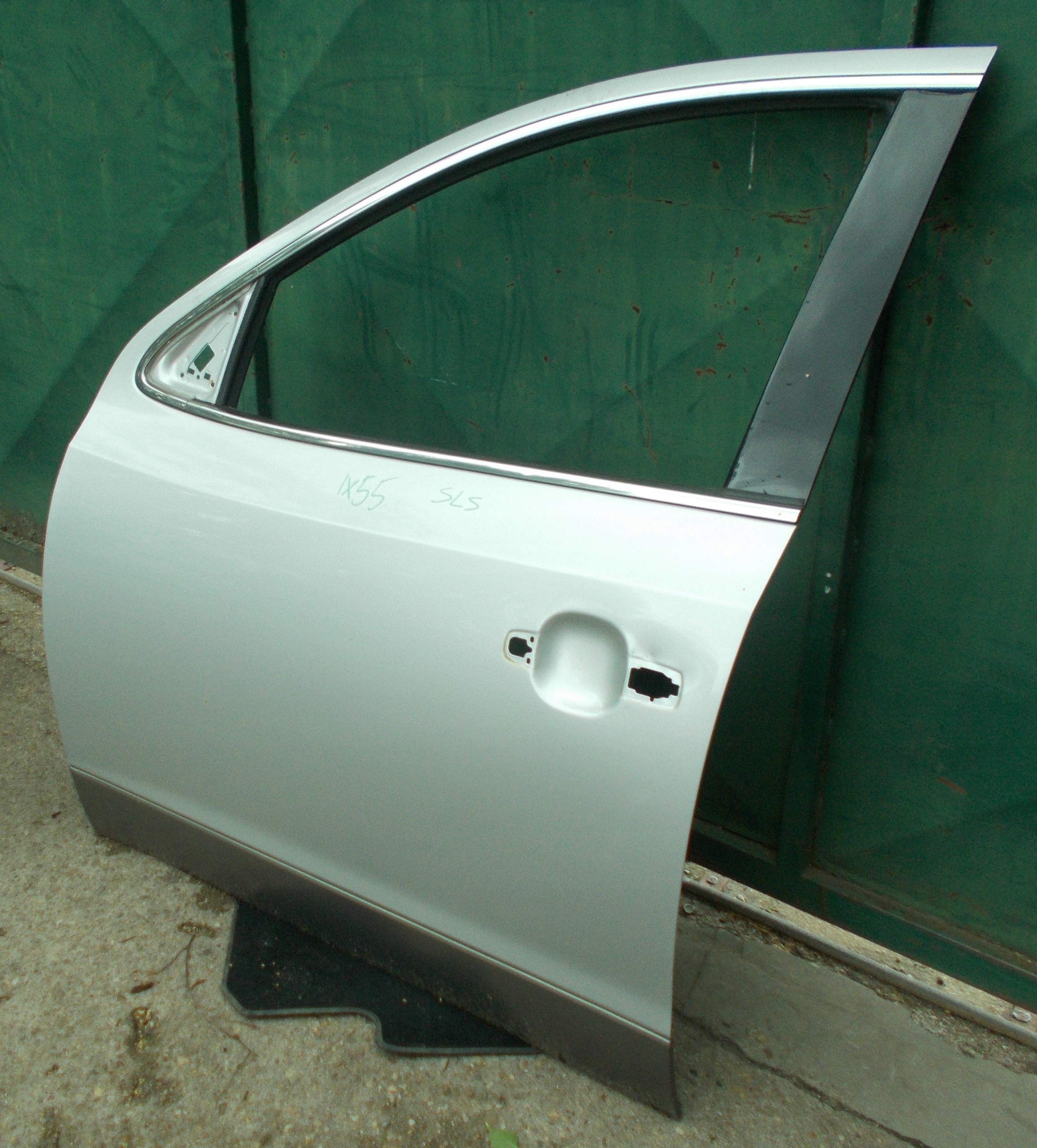 HYUNDAI IX55 10R door left left front SLS