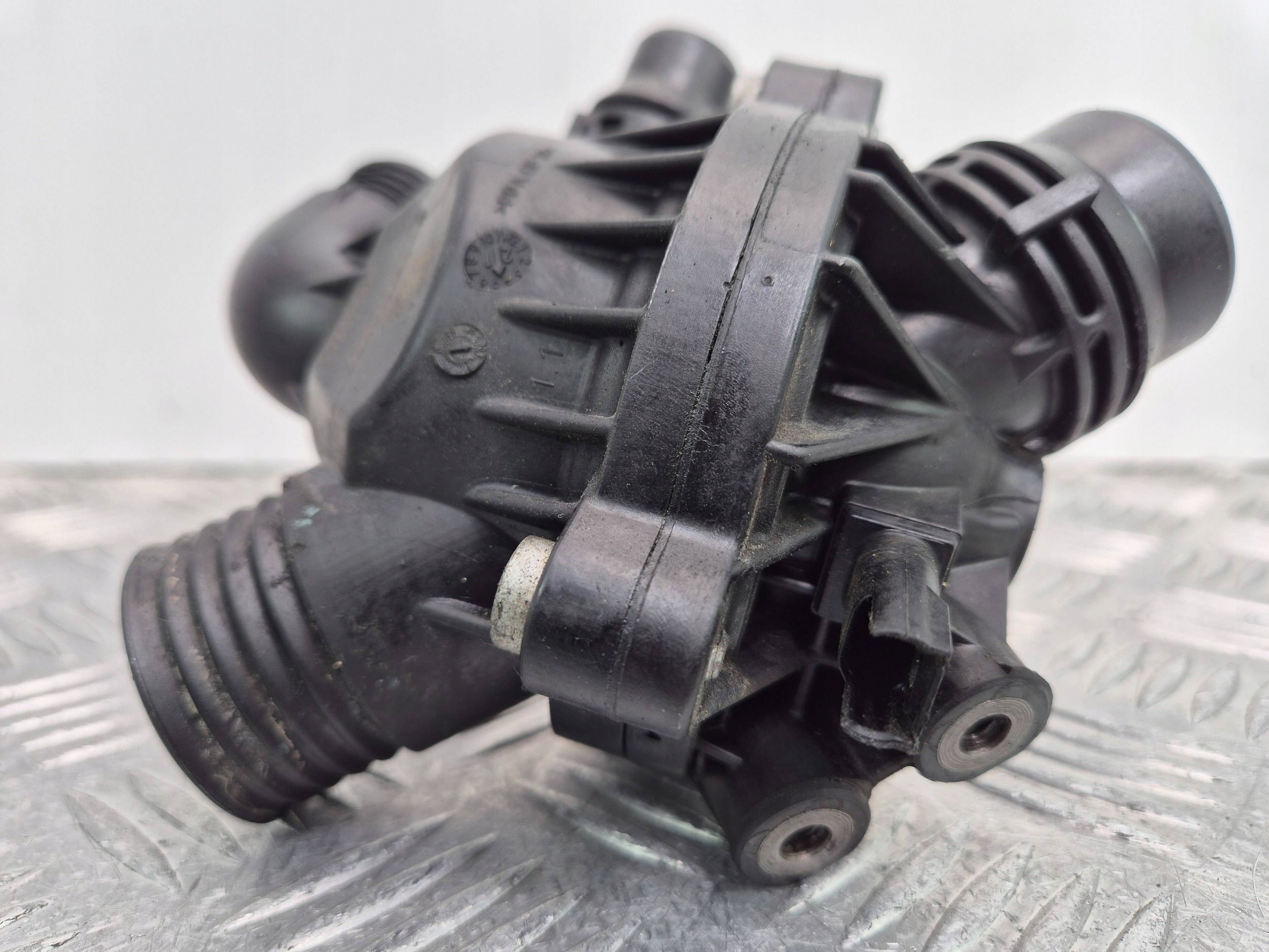 BMW X5 E70 xDrive 40i termostato 7601158 N55B30A