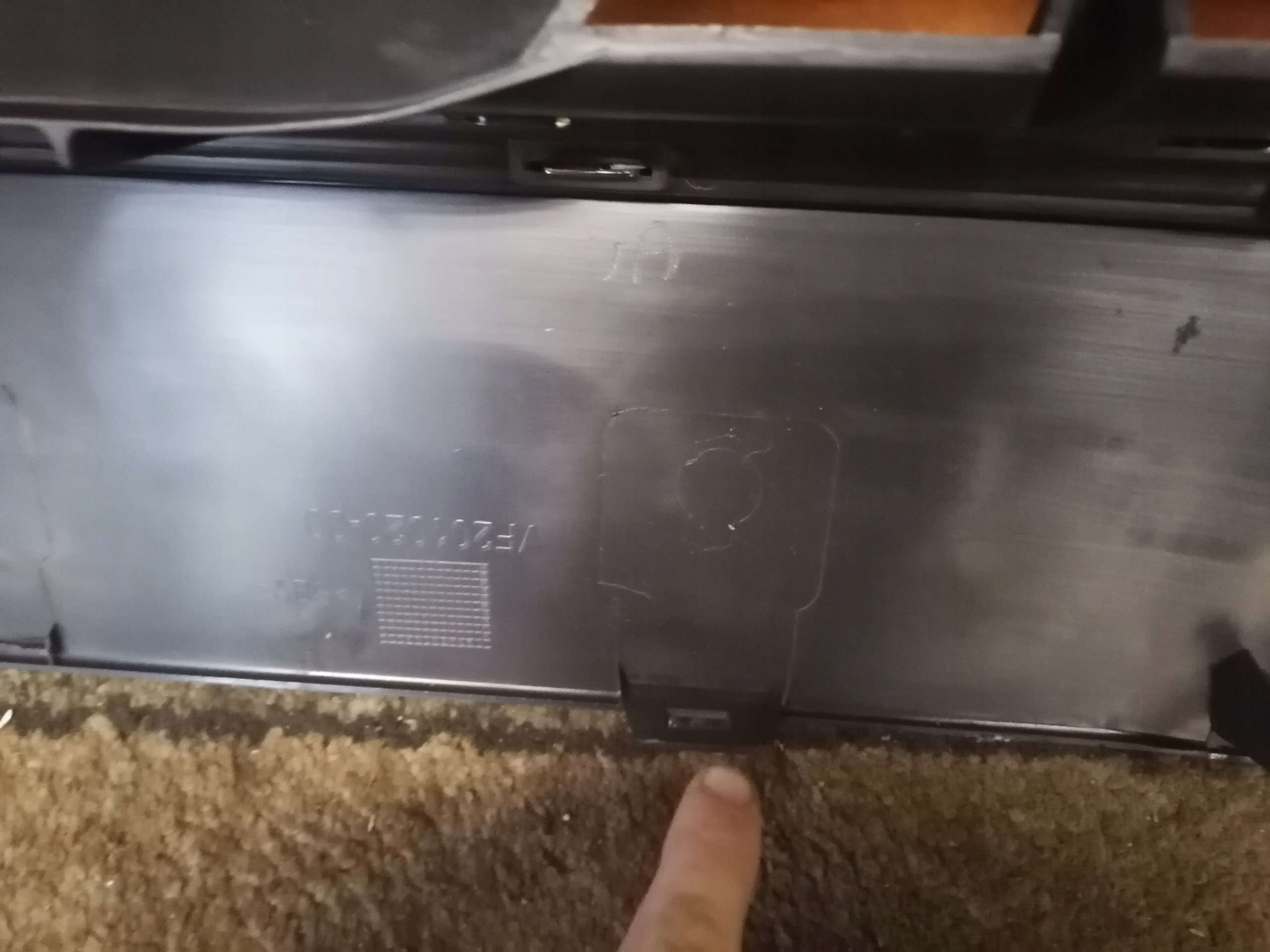 решетка радиатора бампер передний vw PASSAT B6