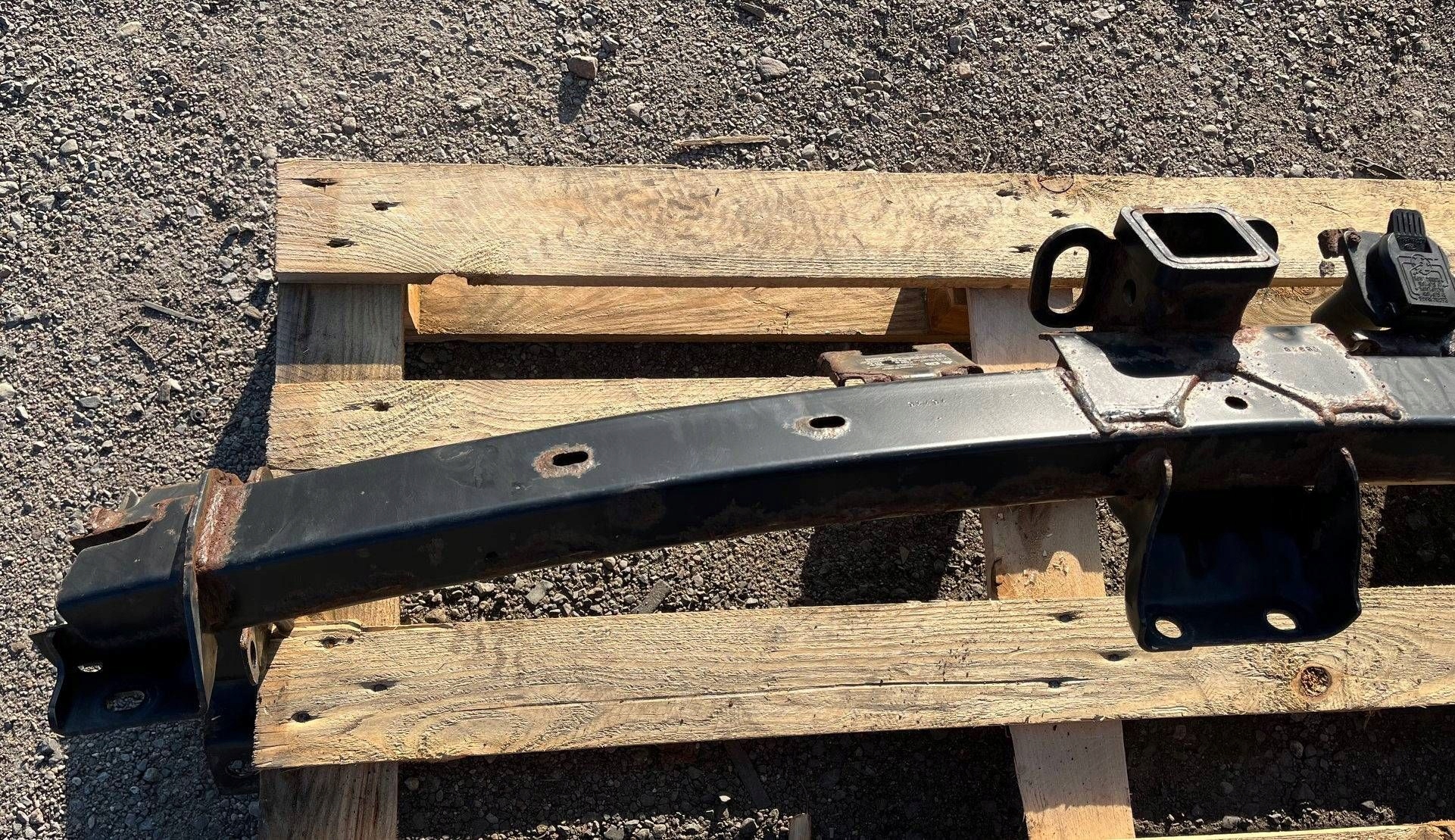 Kugelkopf träger haka hinten der Stoßstange Ford Explorer V 2016-2019