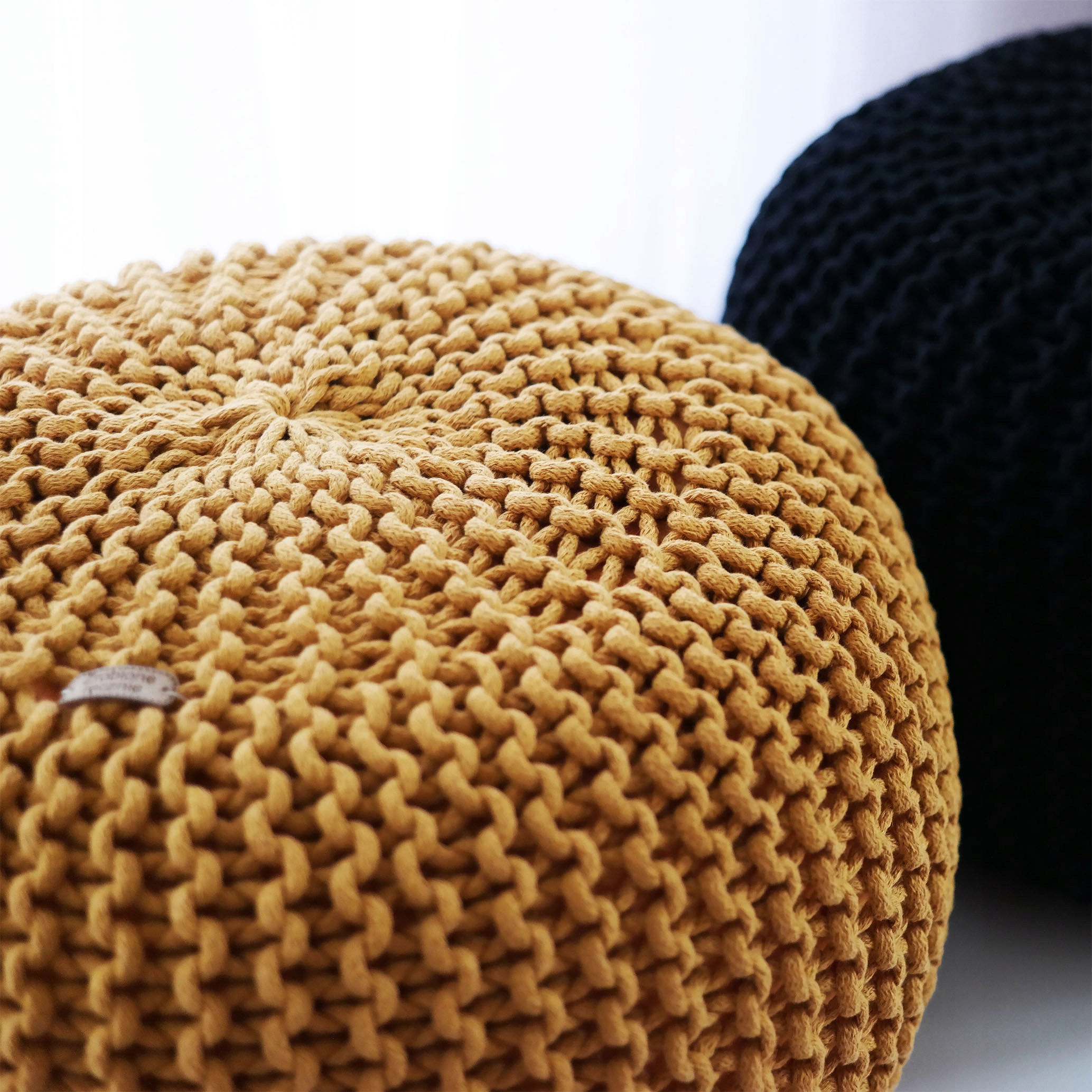 PUFA DO SALONU 50x30 PLECIONA DZIERGANA ZE SZNURKA Wysokość mebla 30 cm