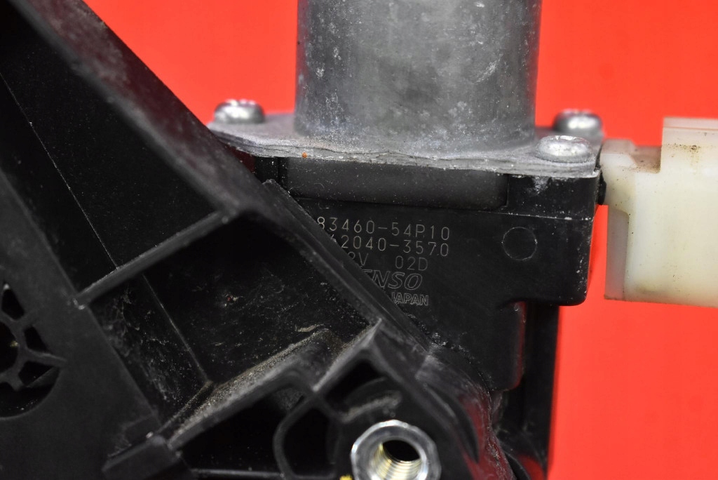 window regulator left front EU 83460-54P10 SUZUKI VITARA 3 III LIFT 18-24