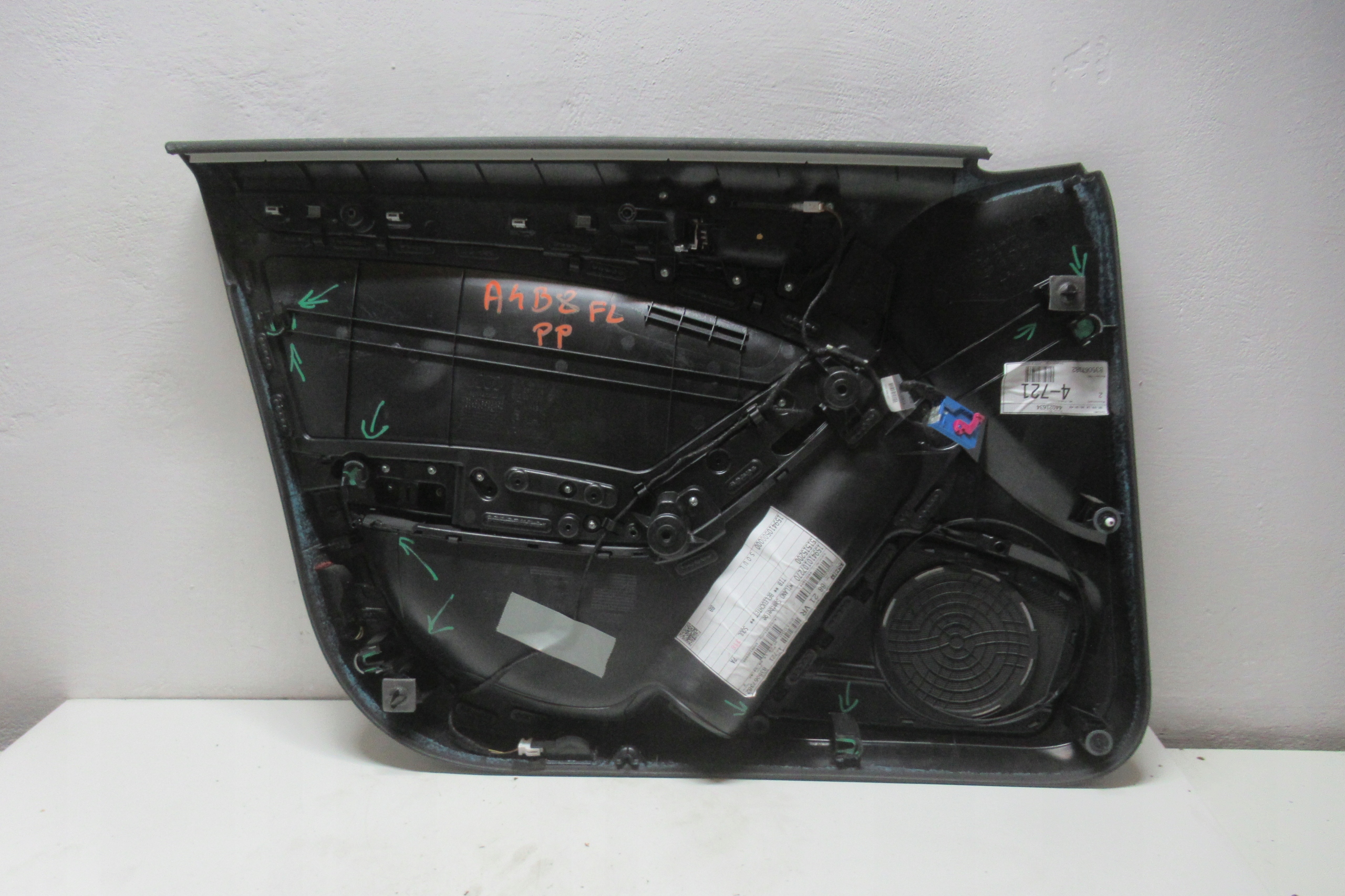AUDI A4 B8 FL 2.0 TFSI 14R side upholstery door right front