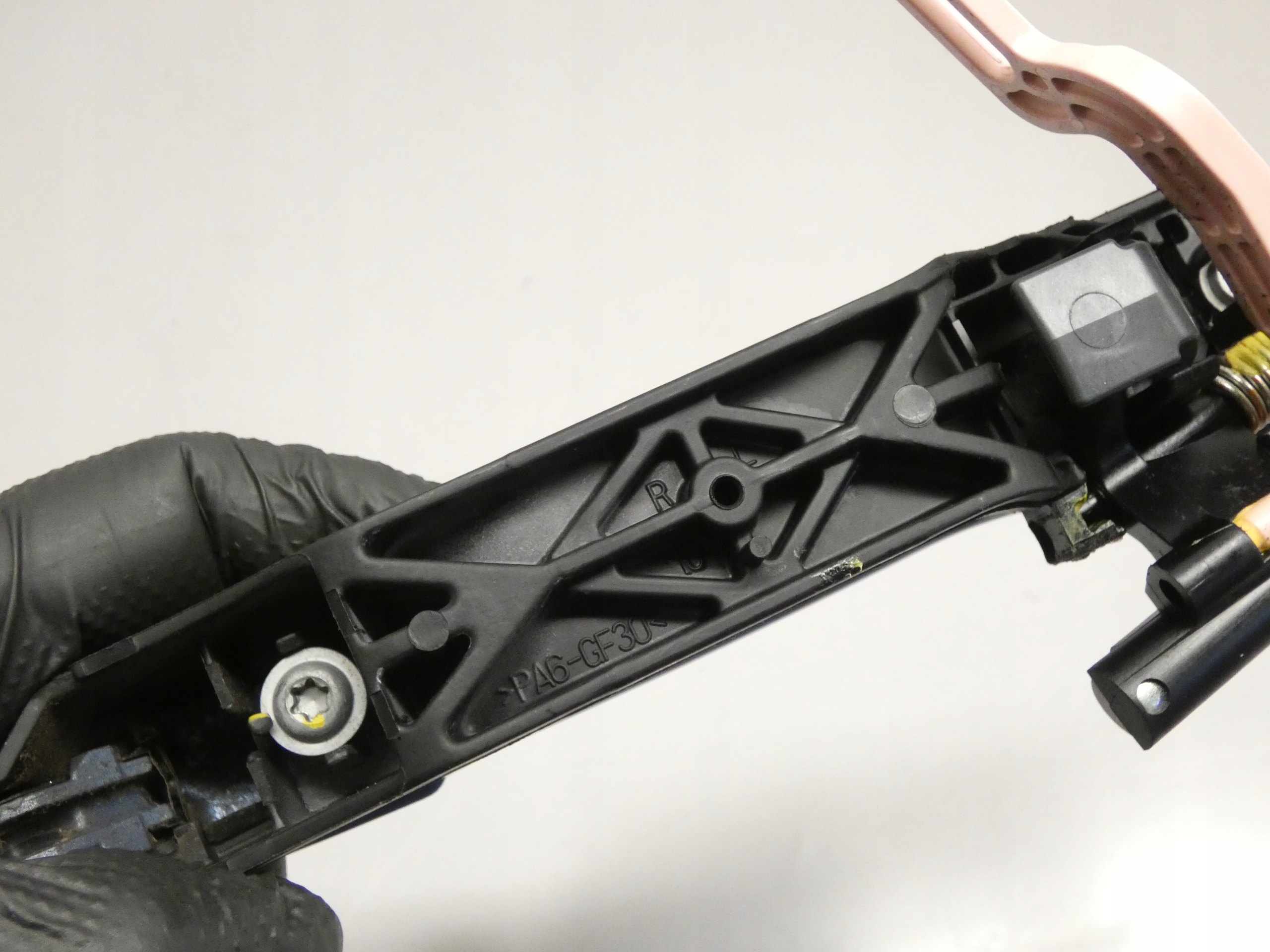 handle exterior left rear part OPEL AGILA II B SUZUKI SPLASH 08-14 ZJED